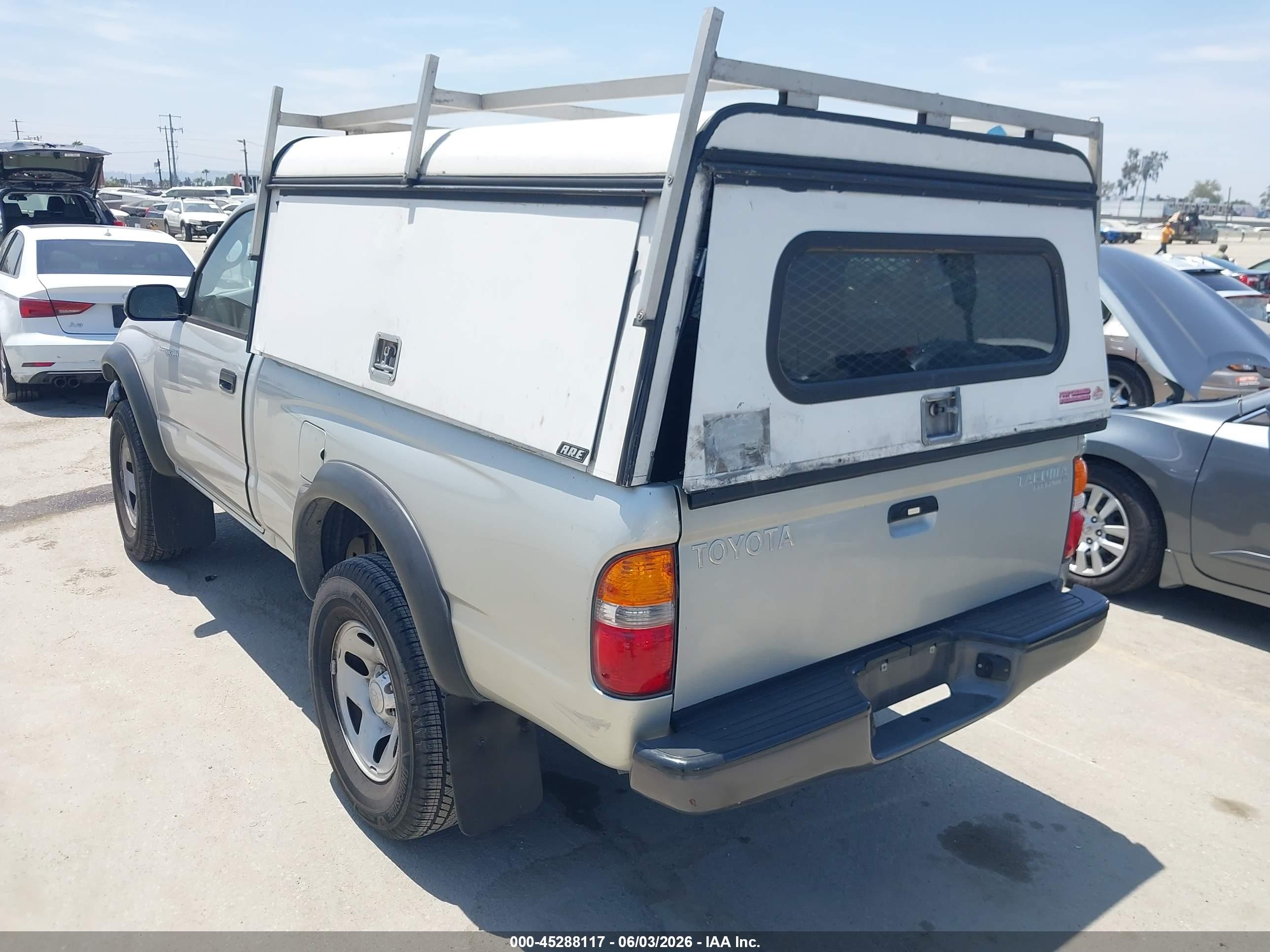 2003 Toyota Tacoma Prerunner Silver vin: 5TENM92N03Z211615