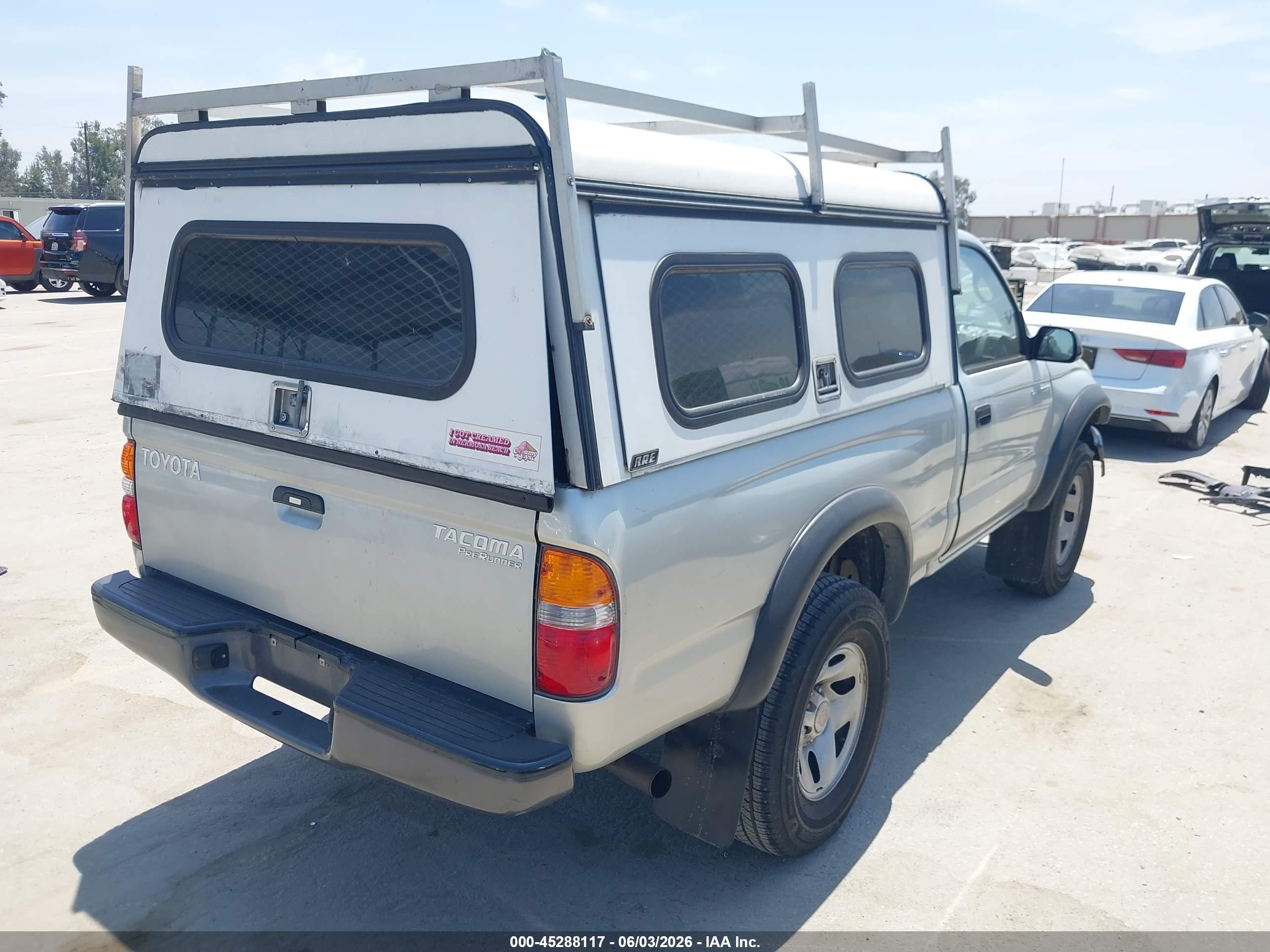 2003 Toyota Tacoma Prerunner Silver vin: 5TENM92N03Z211615