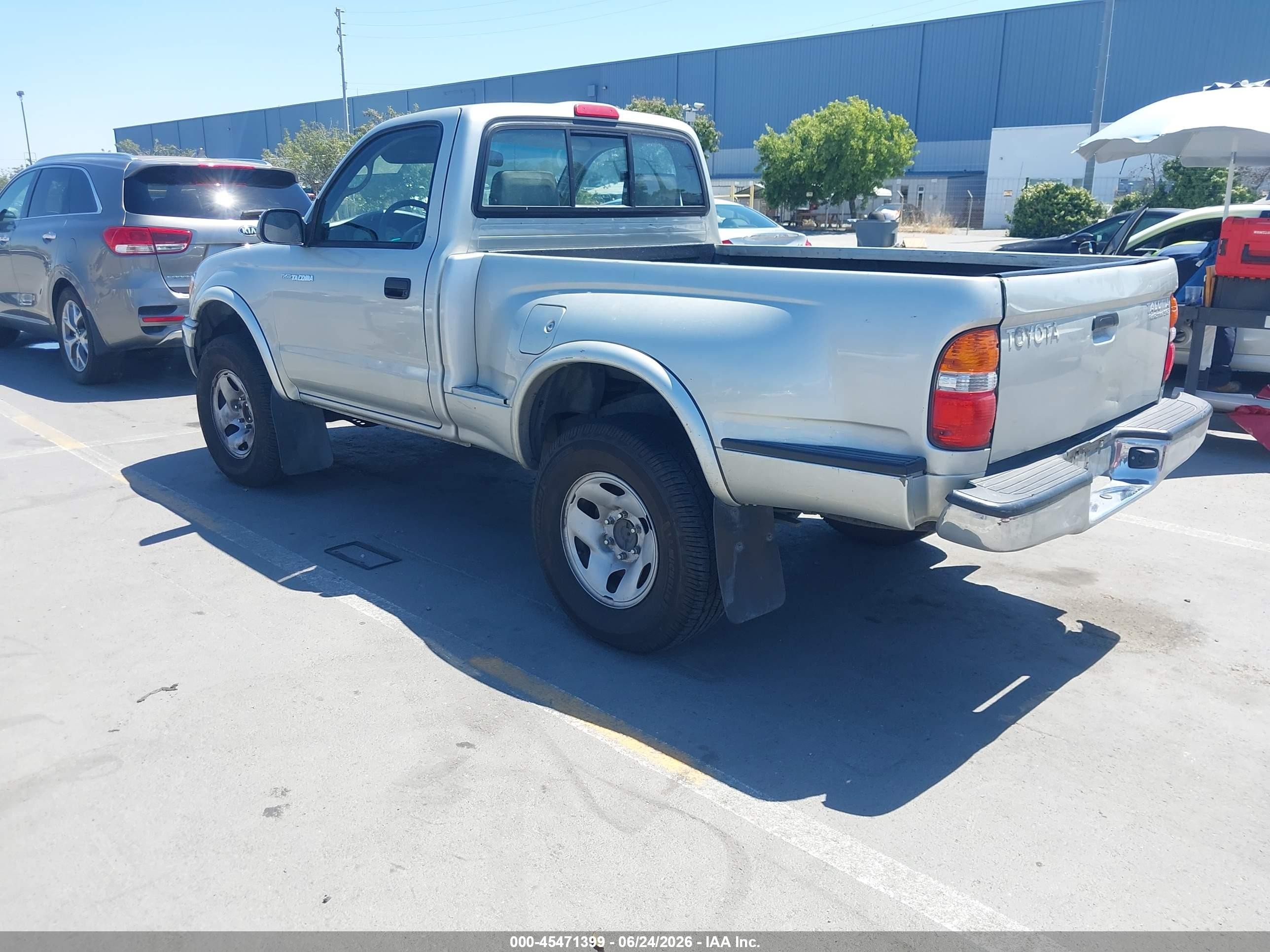 2003 Toyota Tacoma Prerunner Silver vin: 5TENM92N63Z290742