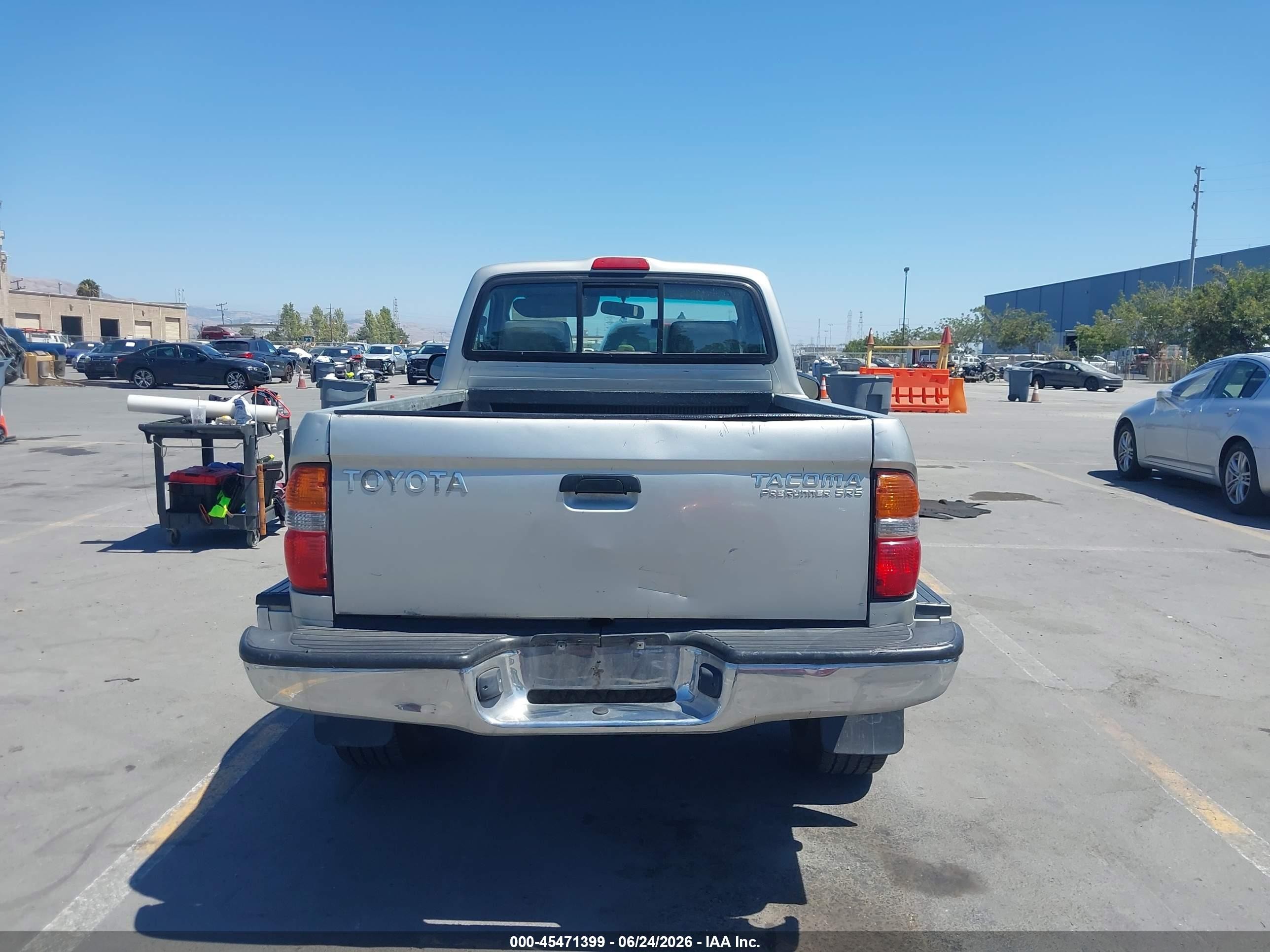 2003 Toyota Tacoma Prerunner Silver vin: 5TENM92N63Z290742