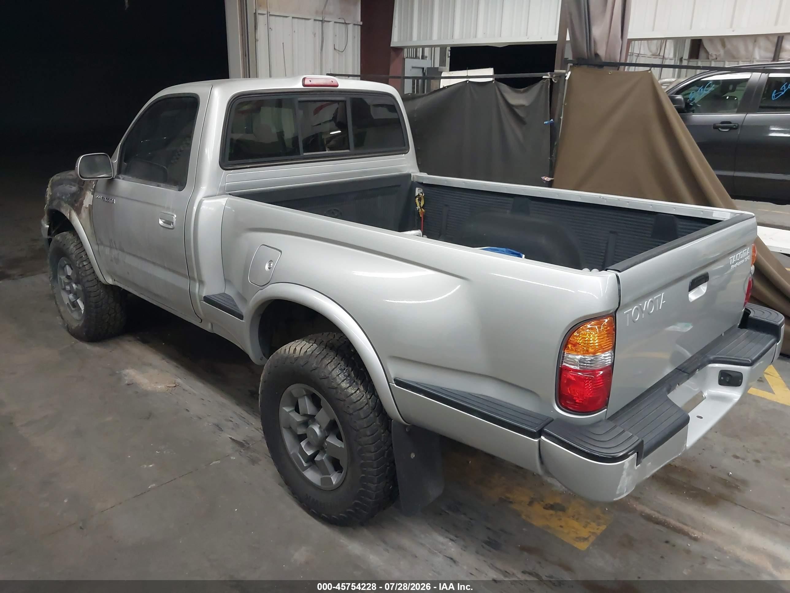 2002 Toyota Tacoma Prerunner Gray vin: 5TENM92N72Z133543