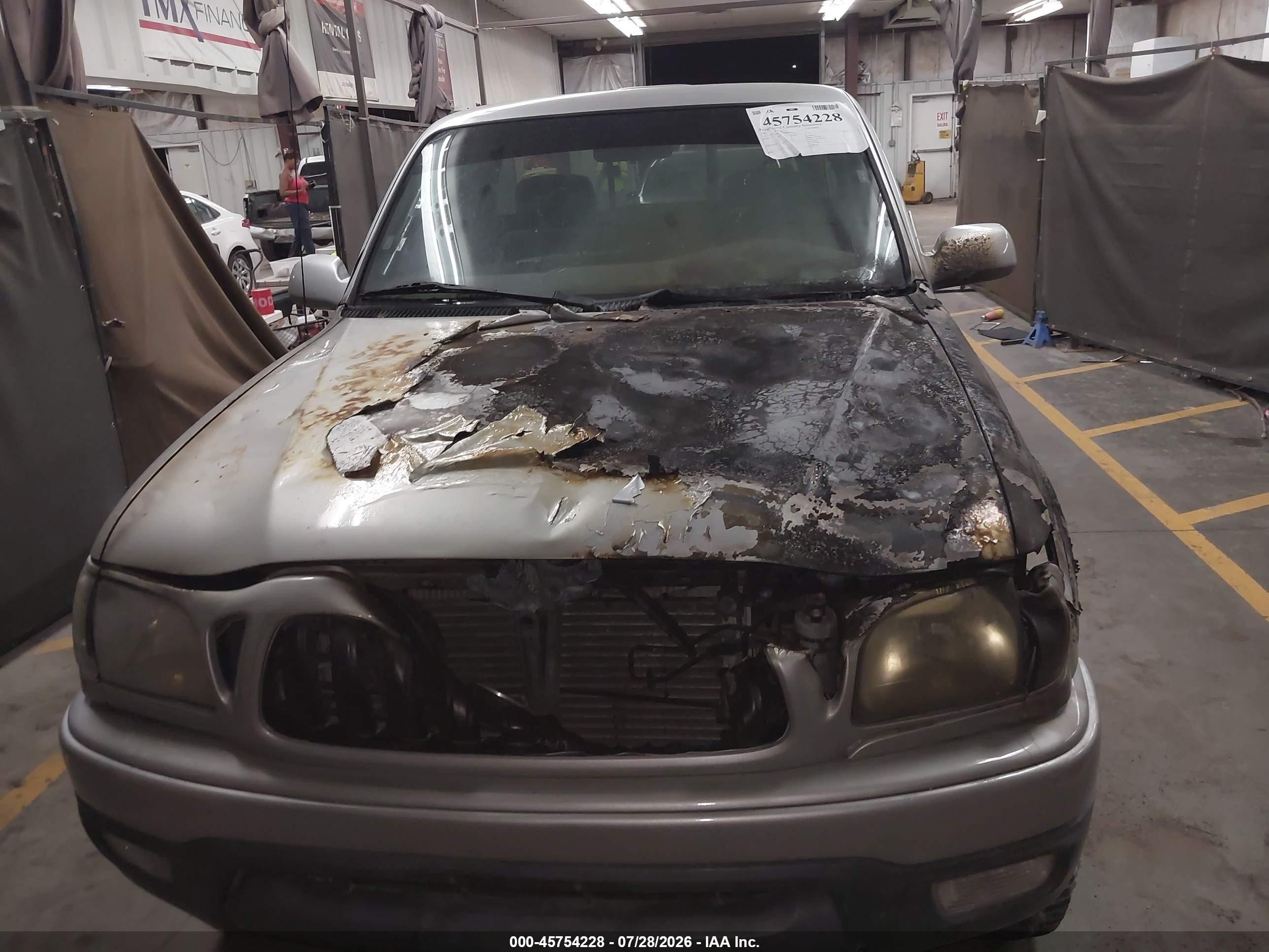 2002 Toyota Tacoma Prerunner Gray vin: 5TENM92N72Z133543