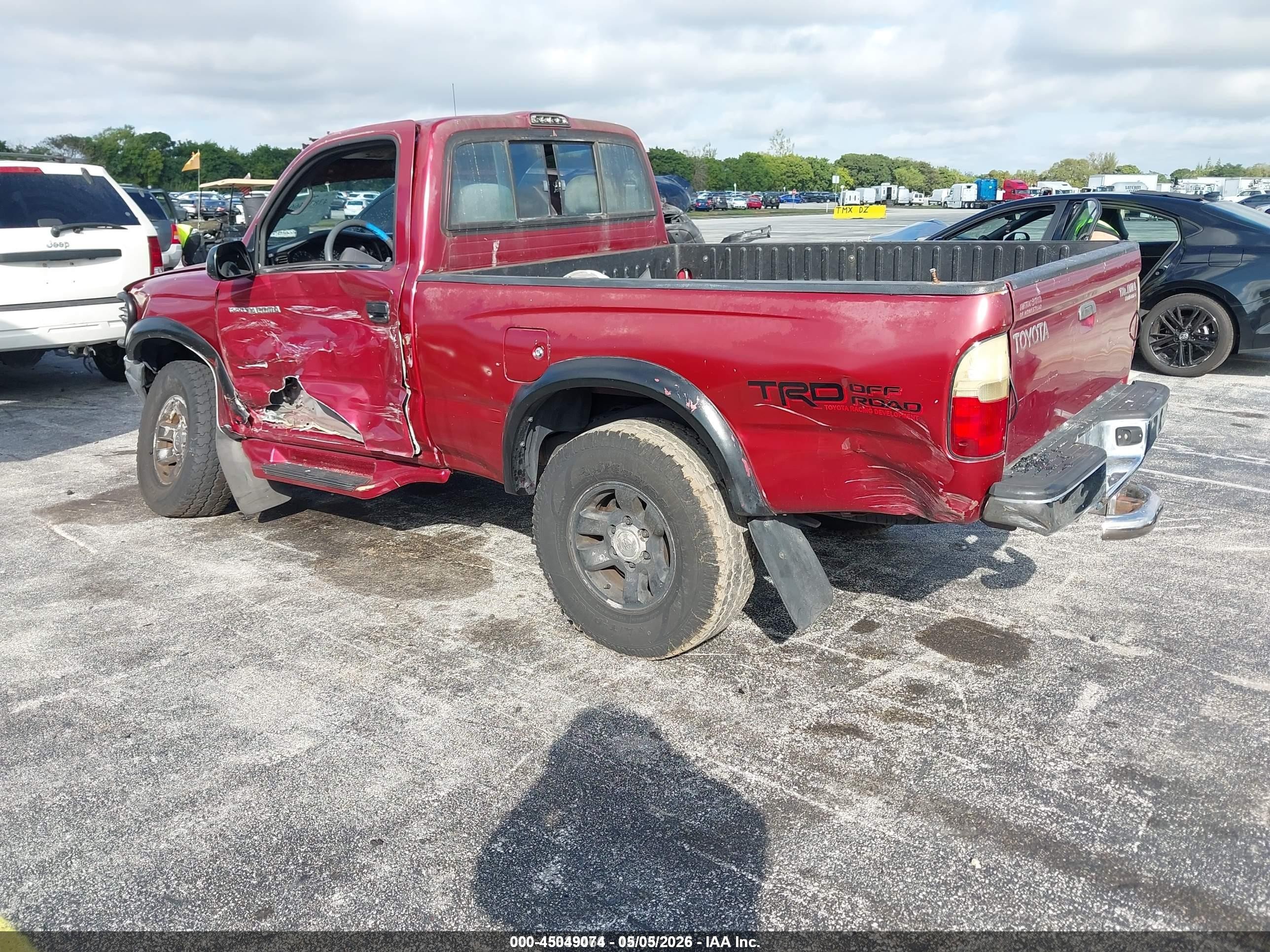 2000 Toyota Tacoma Prerunner Red vin: 5TENM92N8YZ696531