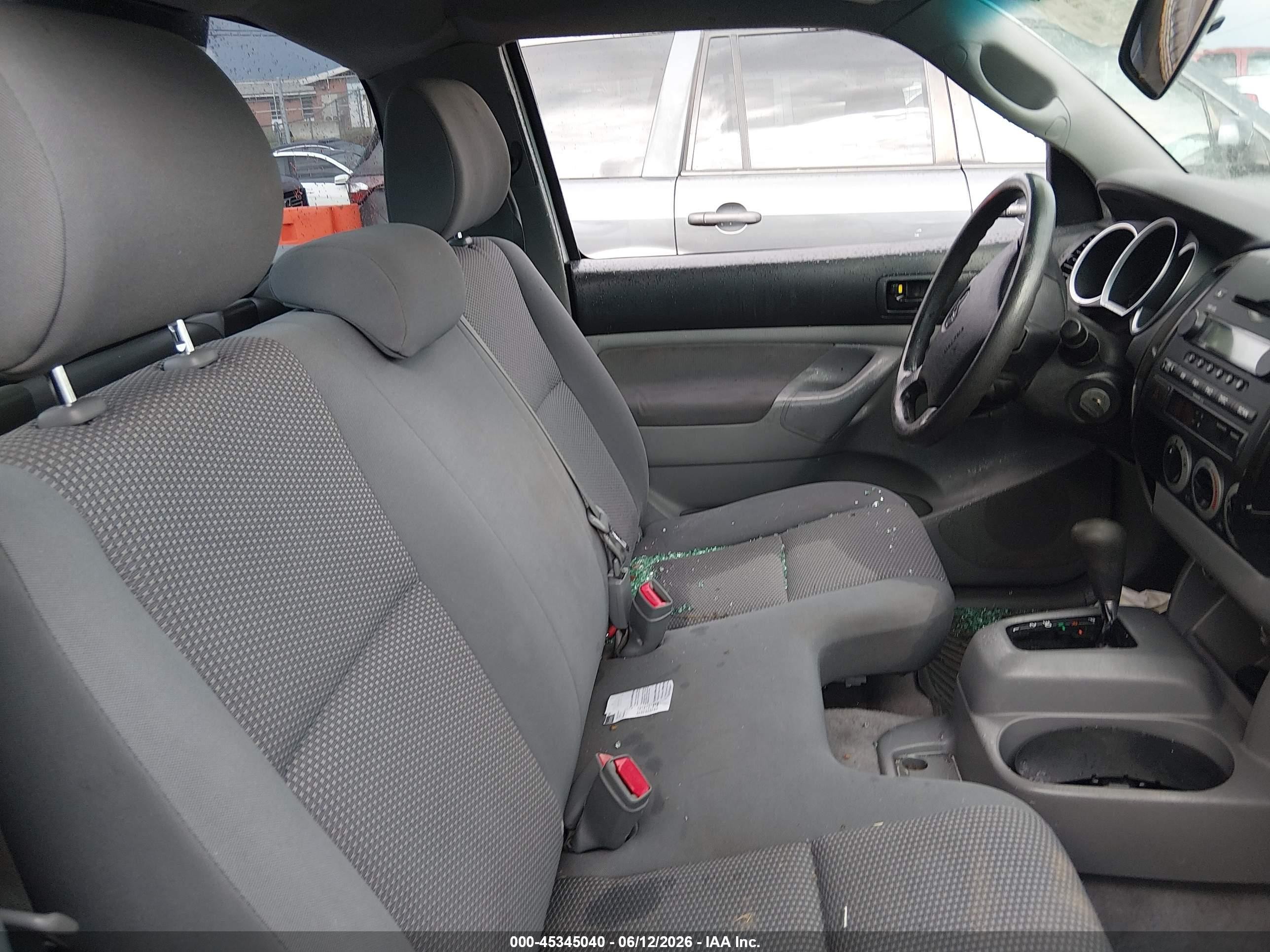 2006 Toyota Tacoma   Серебряный vin: 5TENX22N06Z269520