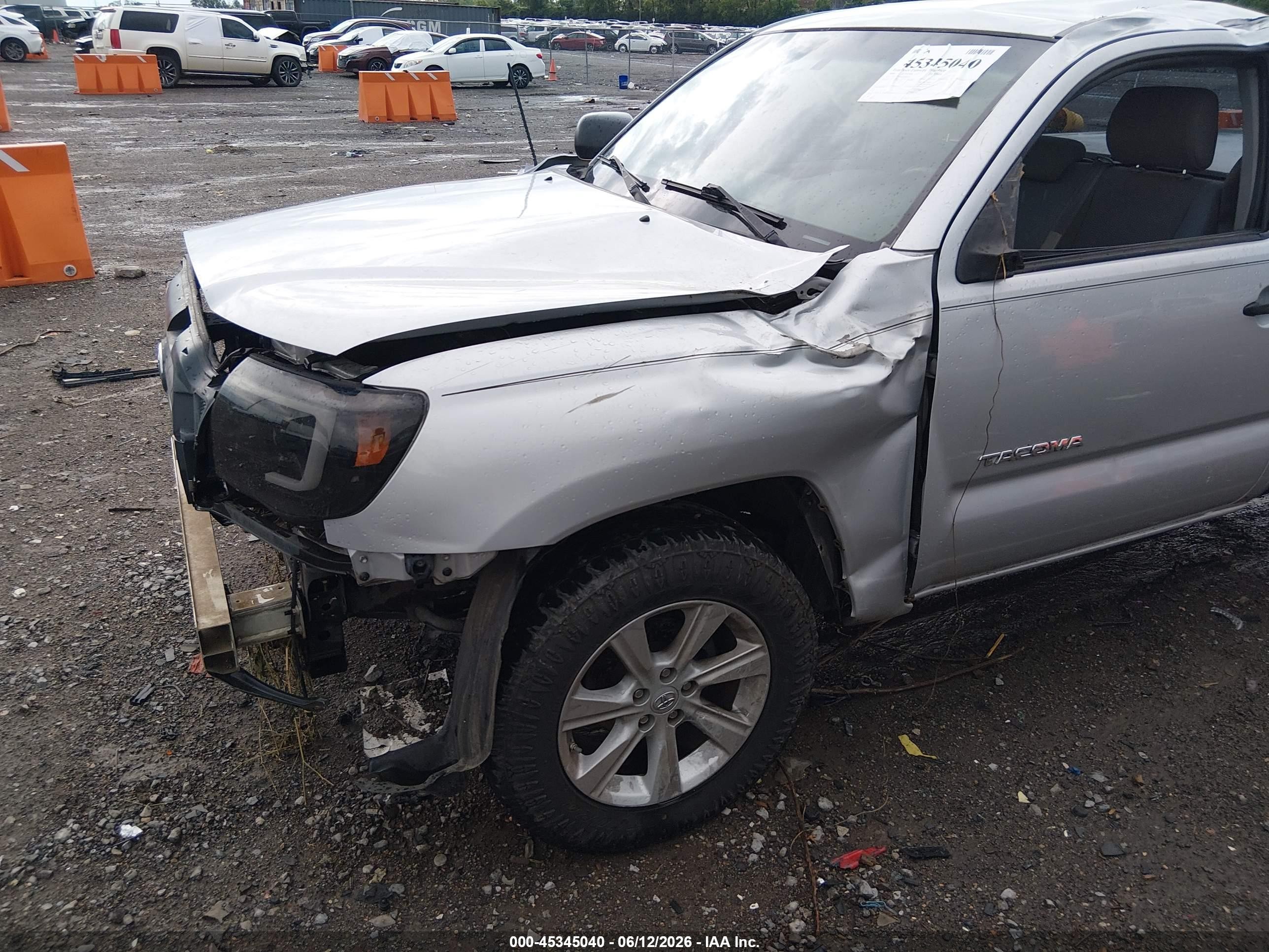 2006 Toyota Tacoma   Серебряный vin: 5TENX22N06Z269520