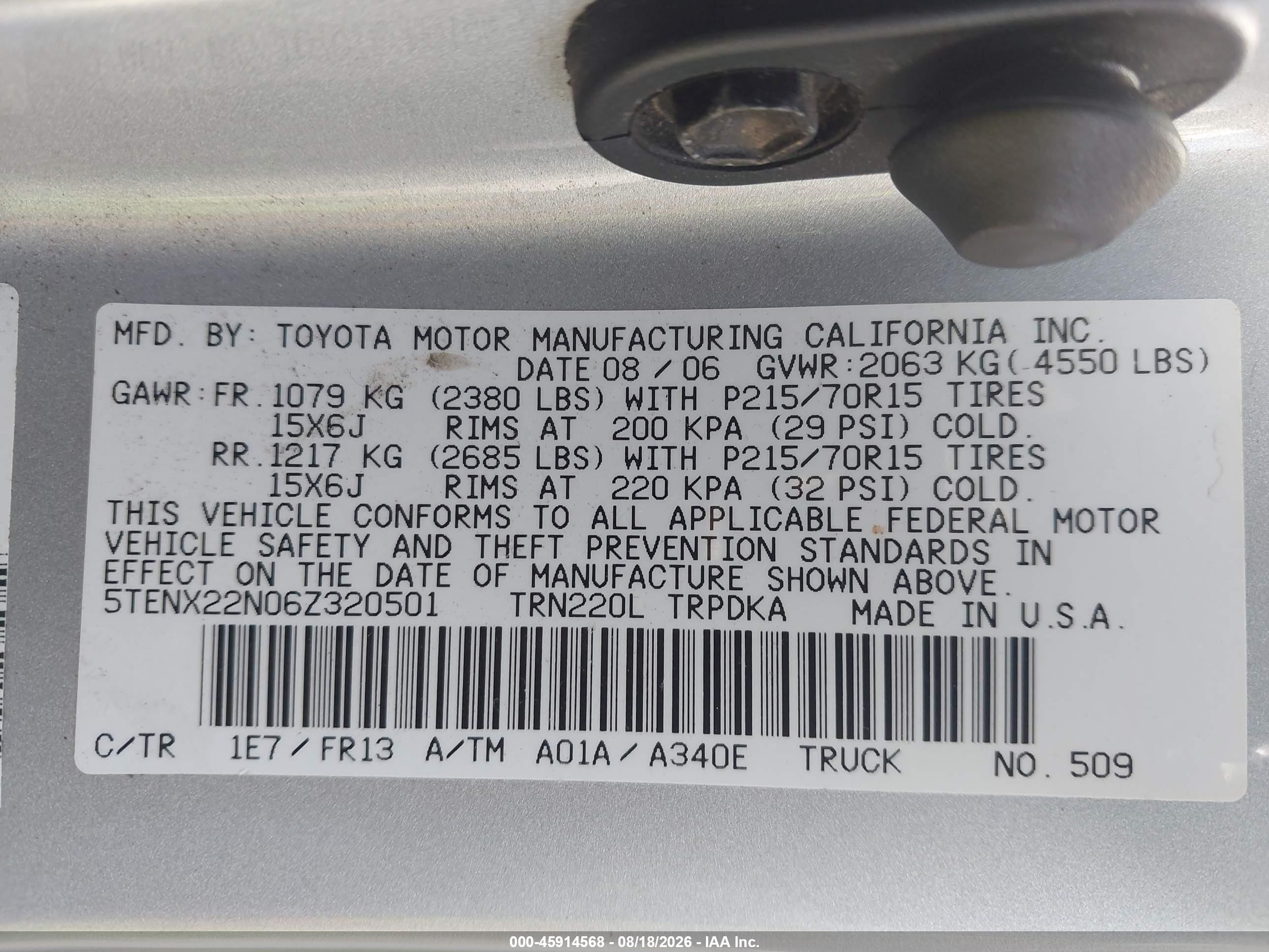 2006 Toyota Tacoma   Silver vin: 5TENX22N06Z320501