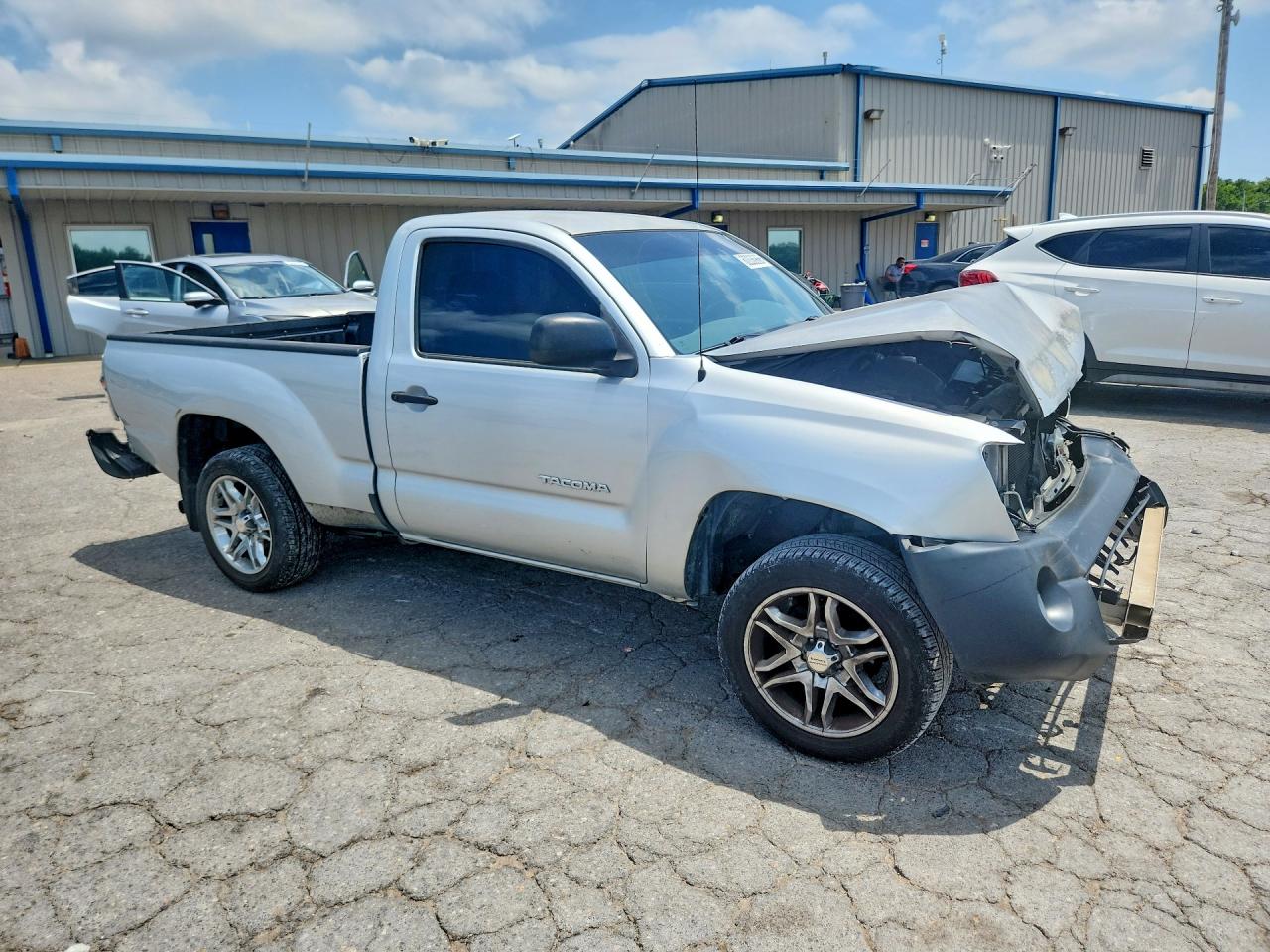 2008 Toyota Tacoma Base Серебряный vin: 5TENX22N08Z499867