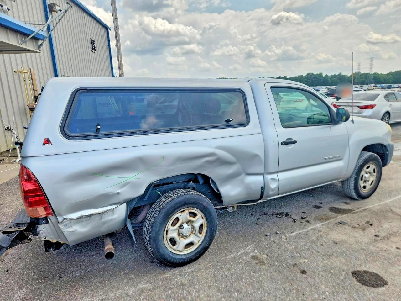 2006 Toyota Tacoma Base Silver vin: 5TENX22N16Z282003