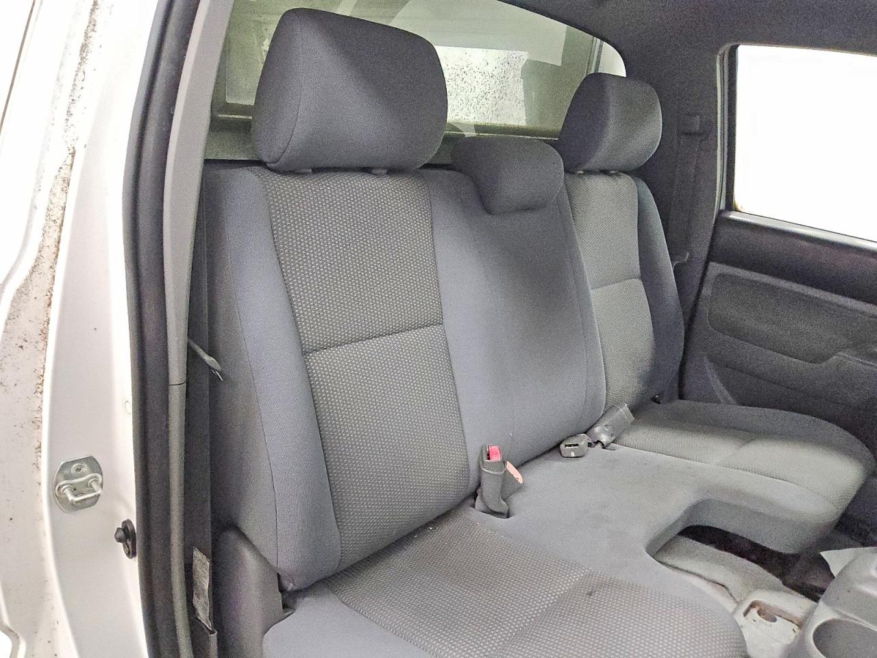 2007 Toyota Tacoma Base White vin: 5TENX22N17Z378263