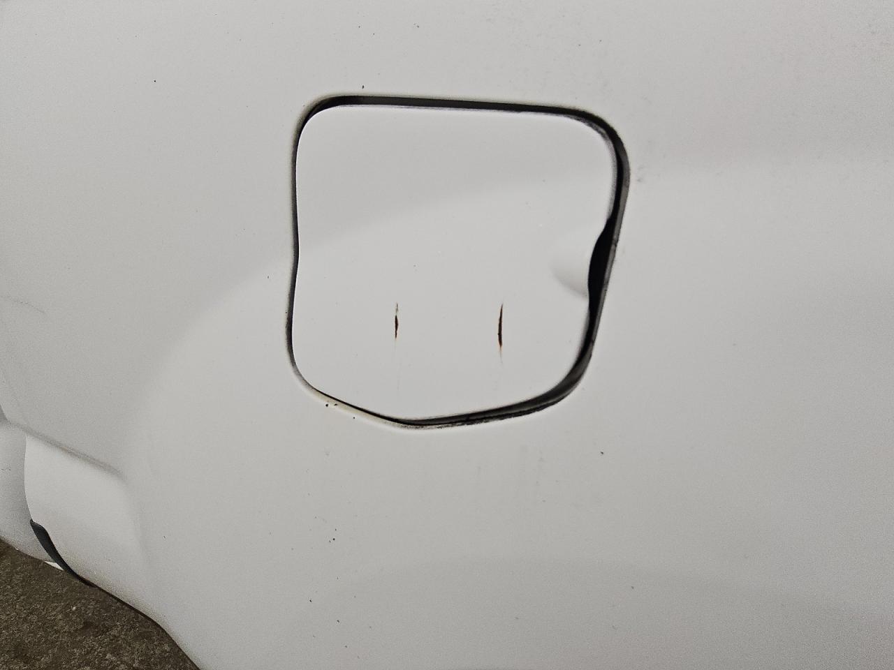 2007 Toyota Tacoma Base White vin: 5TENX22N17Z378263 Damage: Left Fuel Door, Multiple Scratches Heavy, 2