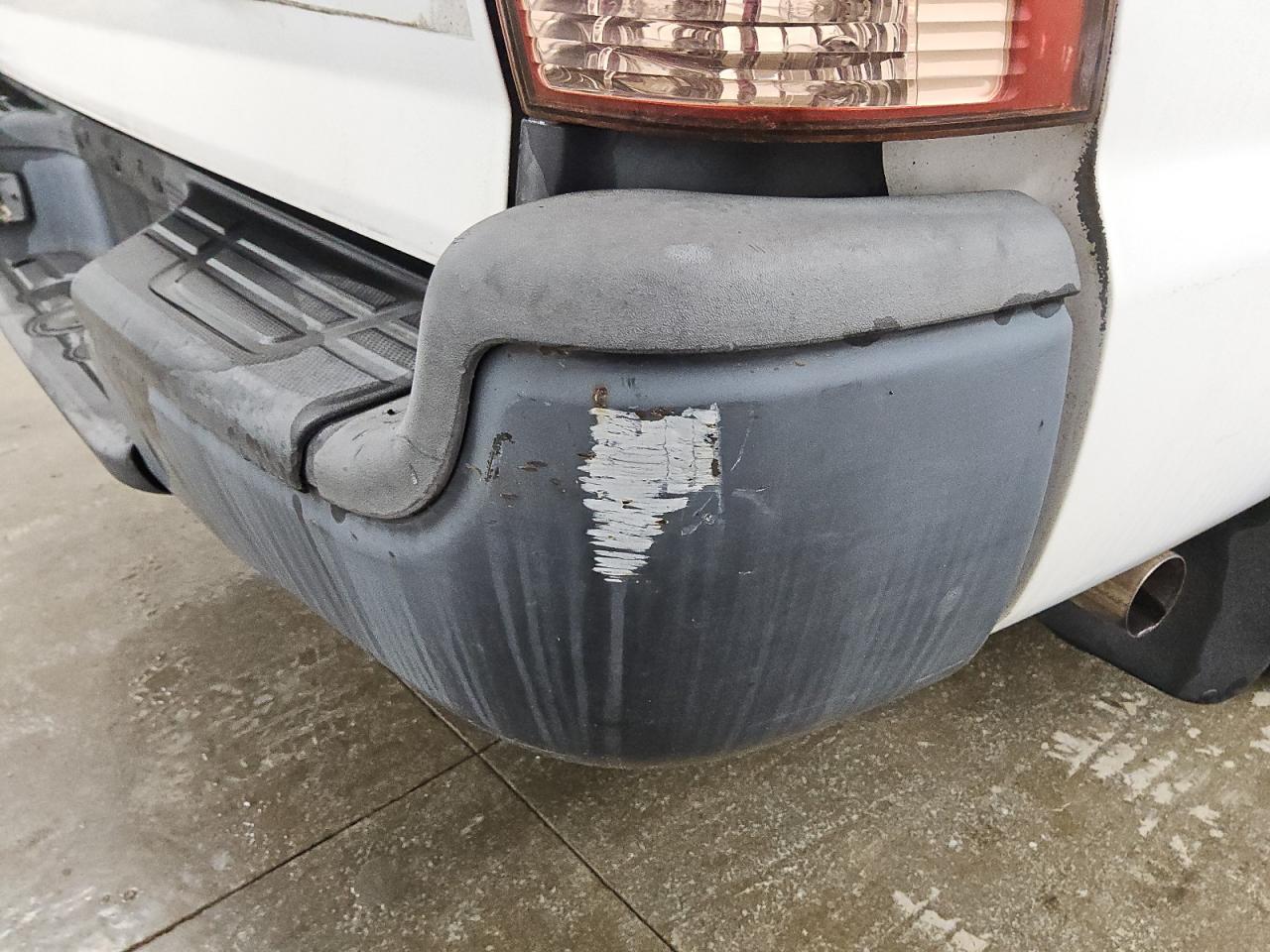 2007 Toyota Tacoma Base White vin: 5TENX22N17Z378263 Damage: Rear Metal Bumper Painted, Multiple Scratches Heavy, 3