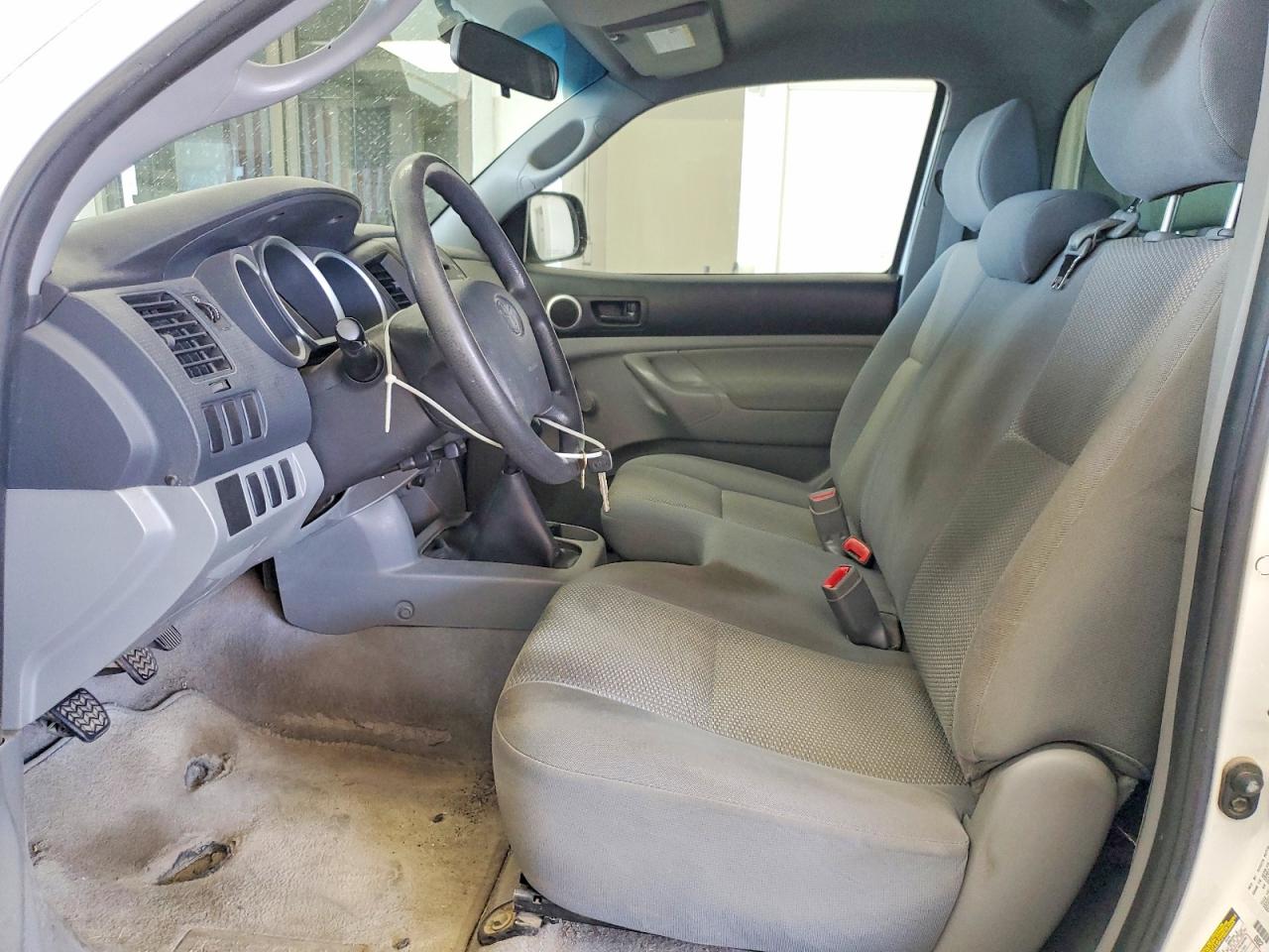 2007 Toyota Tacoma Base White vin: 5TENX22N17Z412637