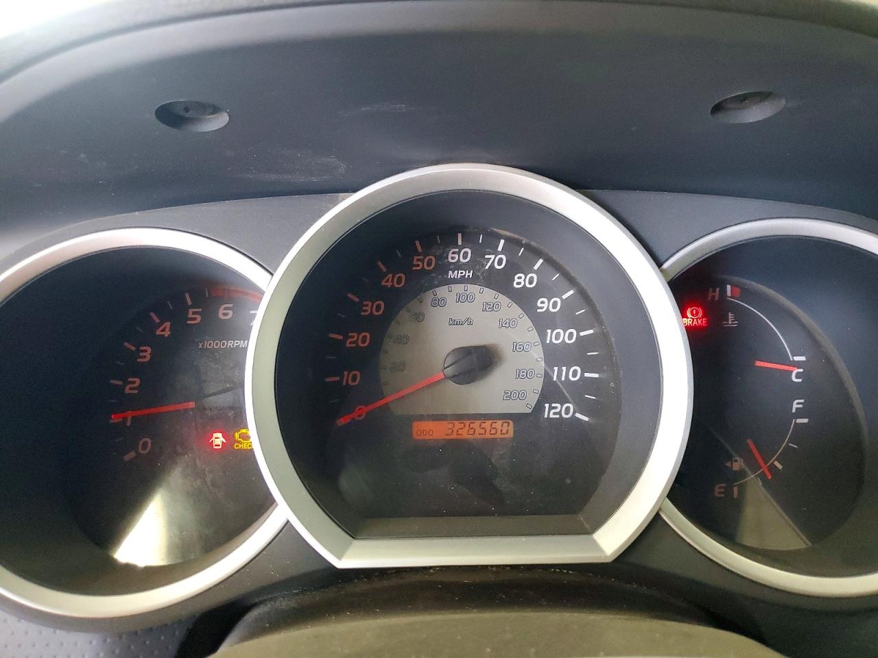 2007 Toyota Tacoma Base White vin: 5TENX22N17Z412637