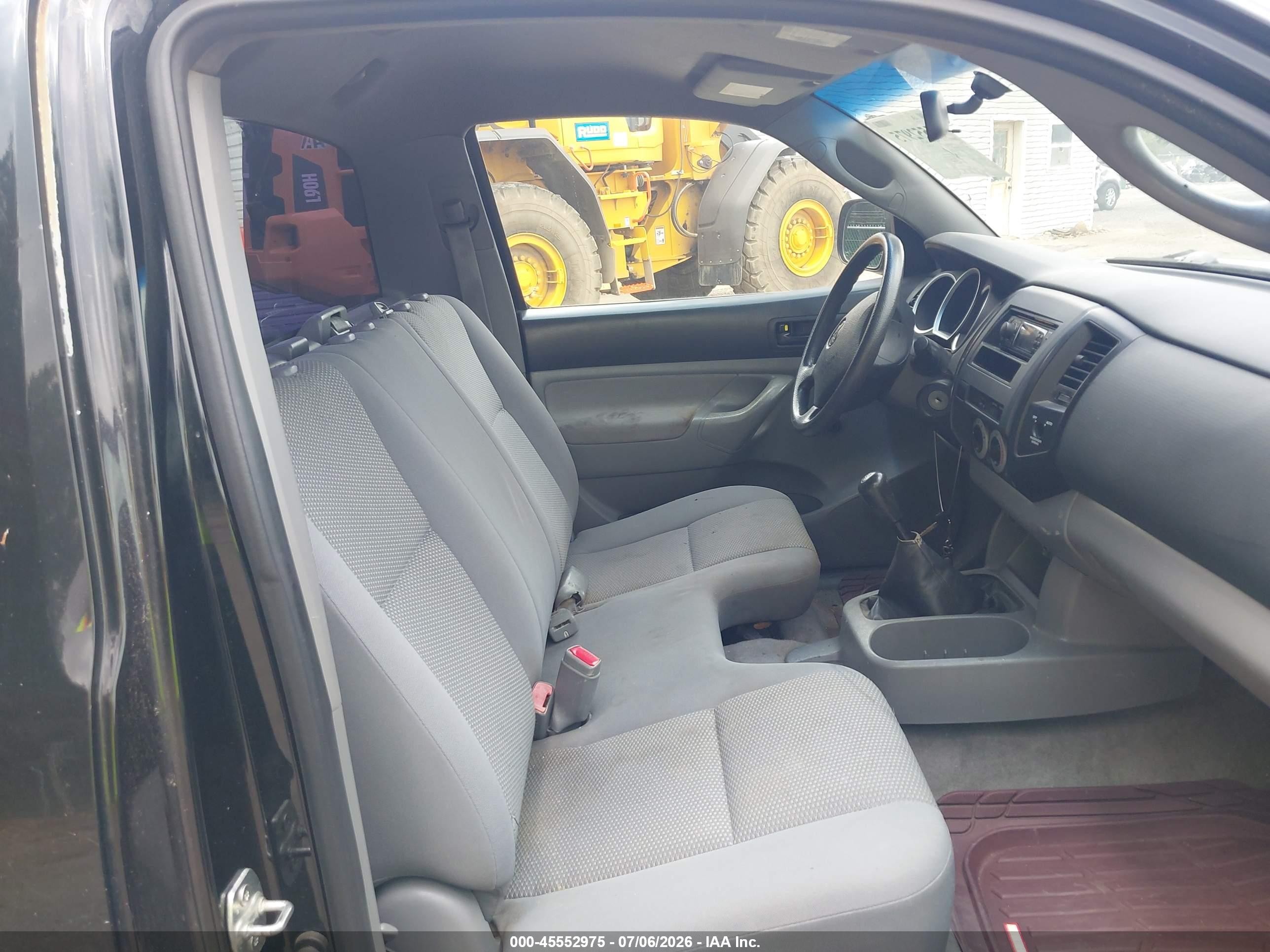 2006 Toyota Tacoma   Black vin: 5TENX22N26Z162310