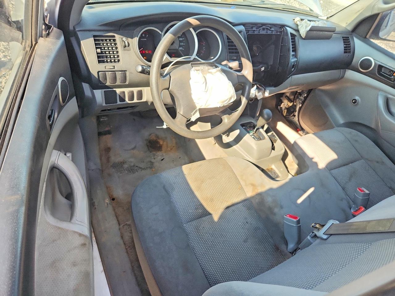 2006 Toyota Tacoma Base Silver vin: 5TENX22N26Z244800