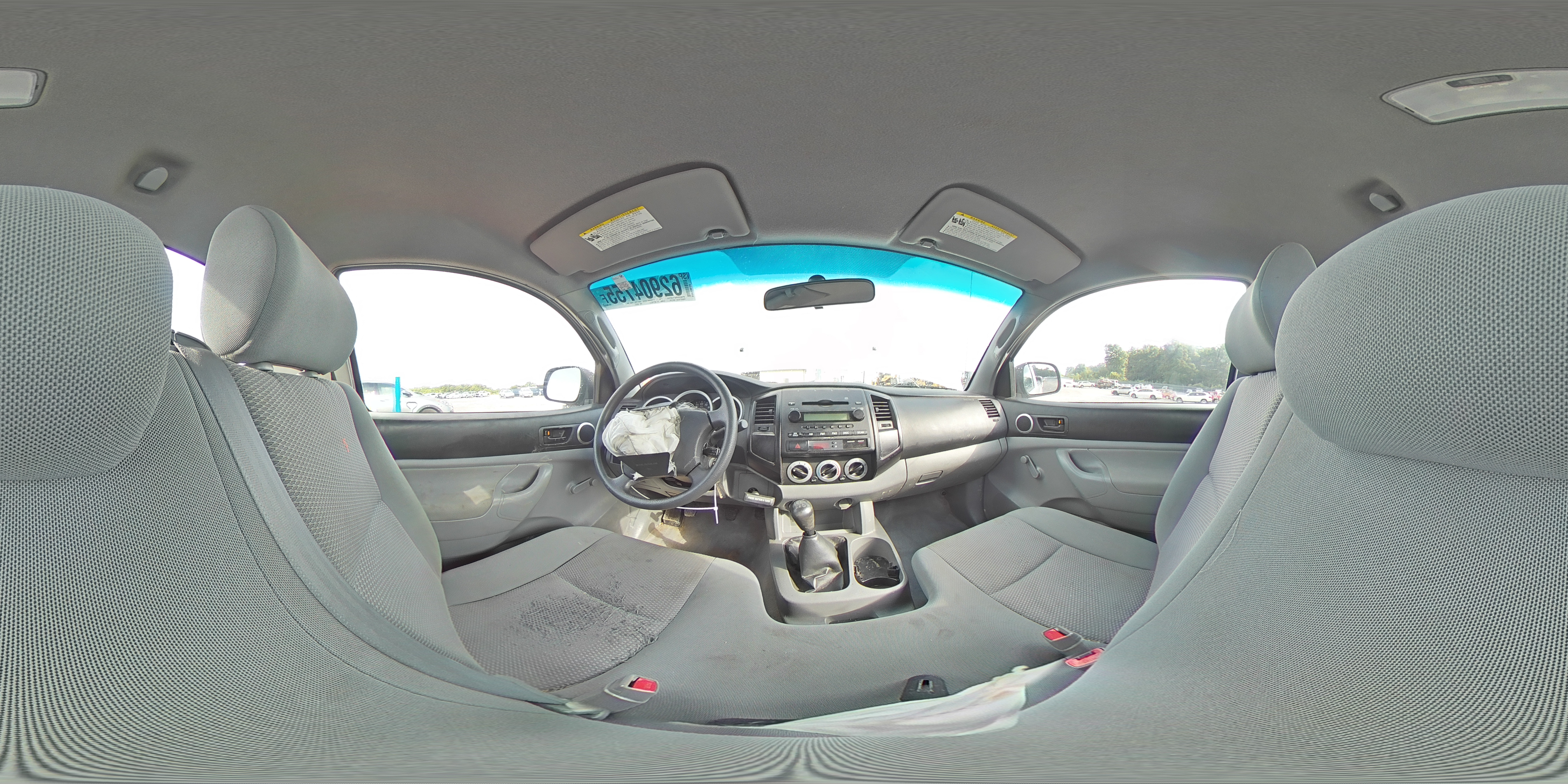 2008 Toyota Tacoma    Silver vin: 5TENX22N28Z520377