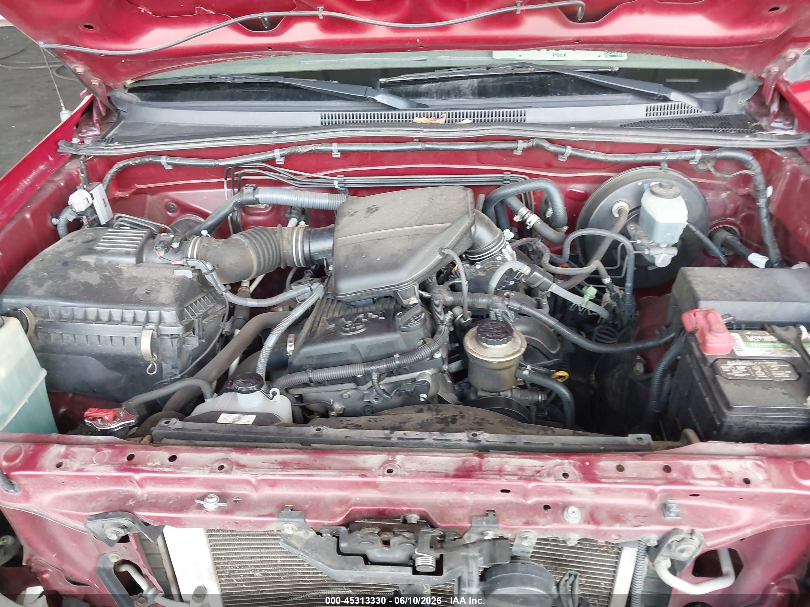 2005 Toyota Tacoma   Red vin: 5TENX22N35Z013435