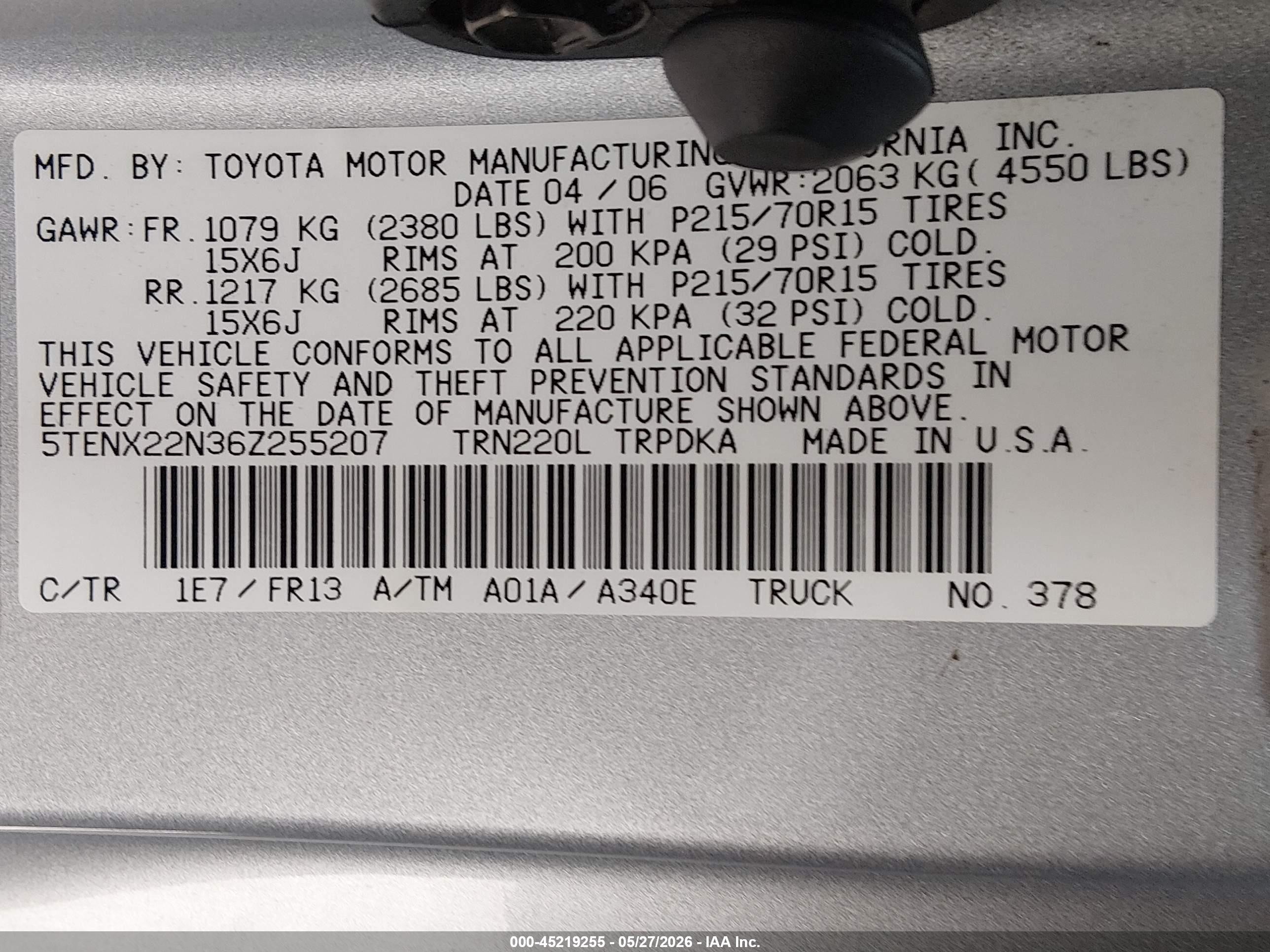 2006 Toyota Tacoma   Silver vin: 5TENX22N36Z255207