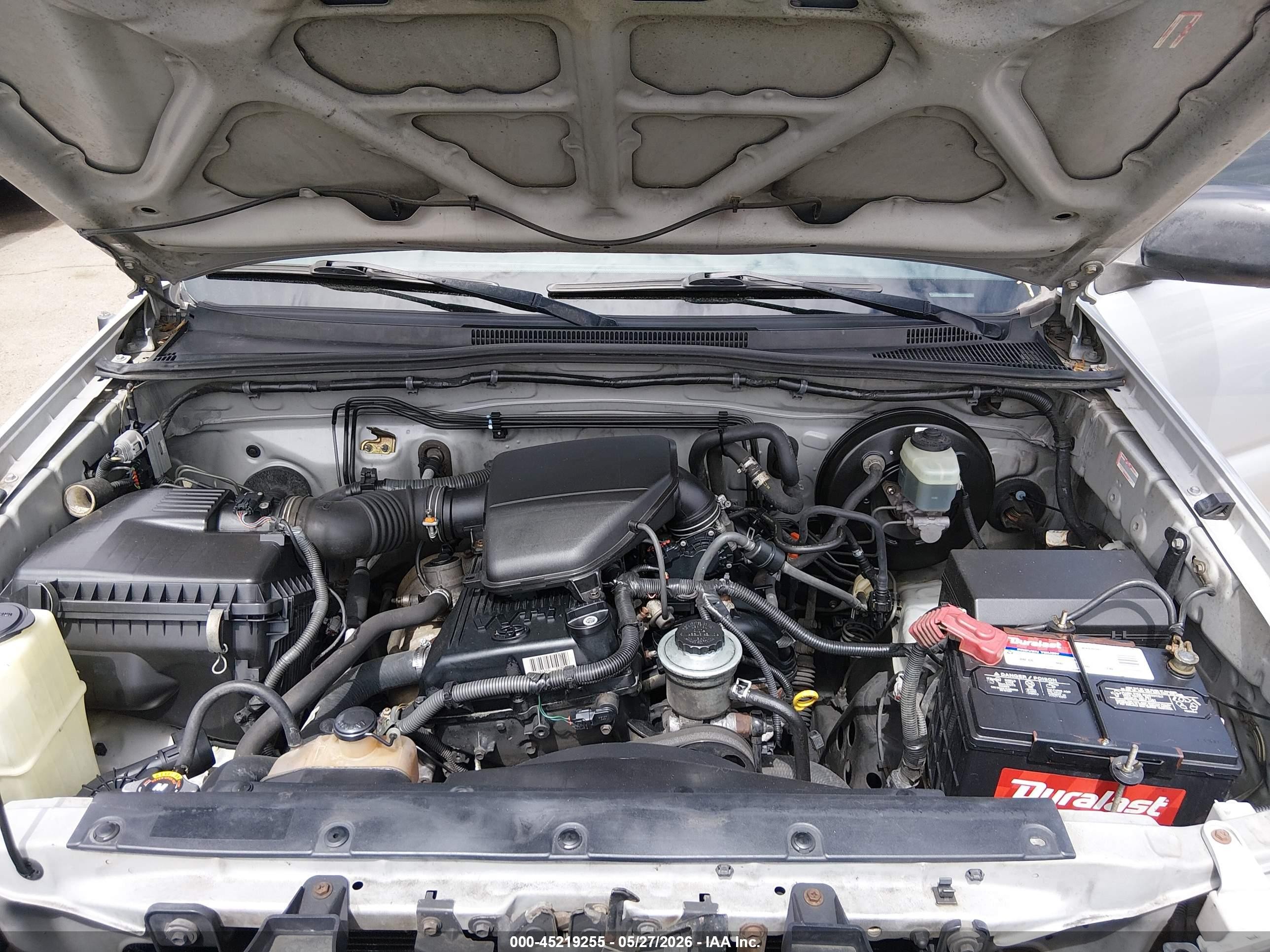 2006 Toyota Tacoma   Silver vin: 5TENX22N36Z255207