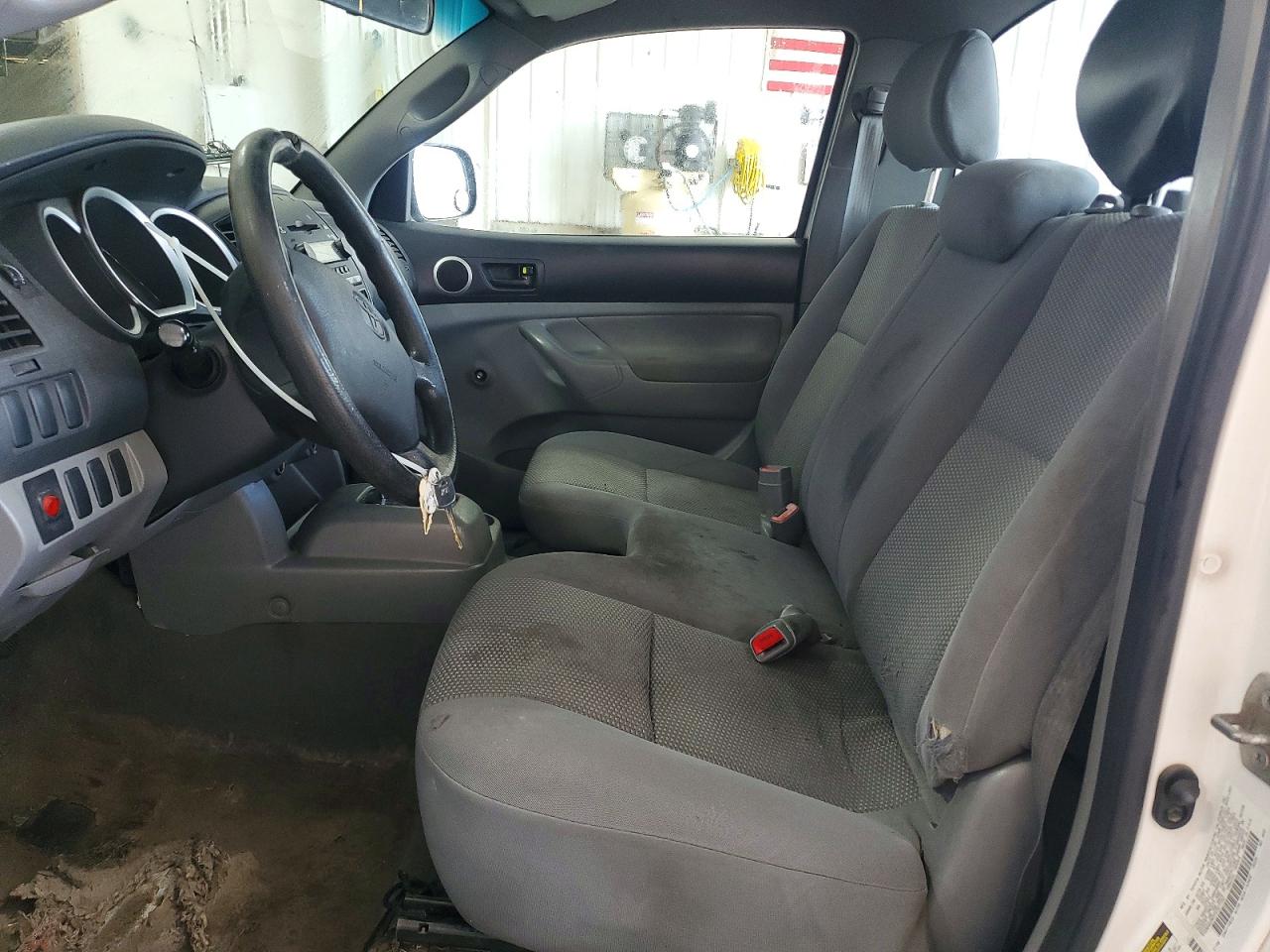 2007 Toyota Tacoma Base White vin: 5TENX22N37Z327752