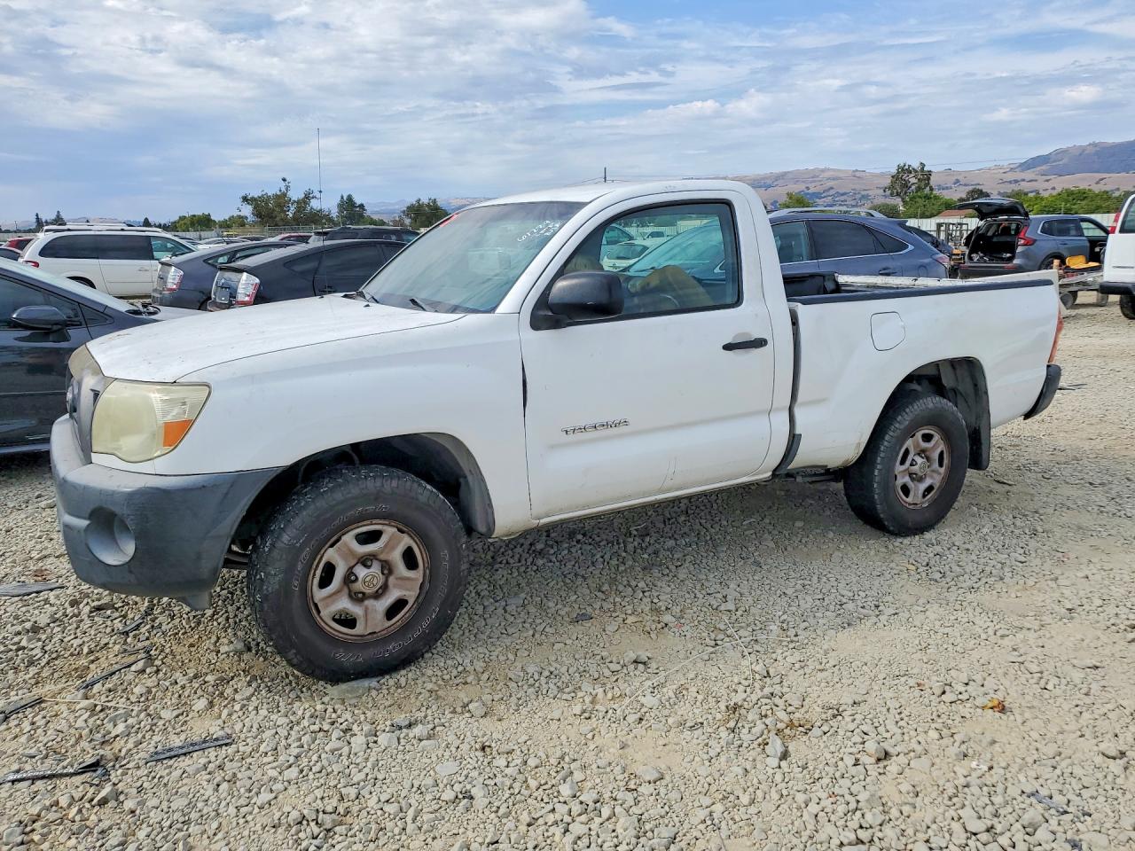 2007 Toyota Tacoma Base White vin: 5TENX22N37Z394805