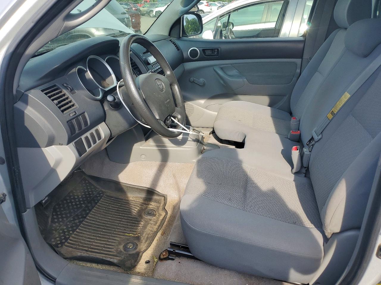 2007 Toyota Tacoma Base Silver vin: 5TENX22N37Z464254