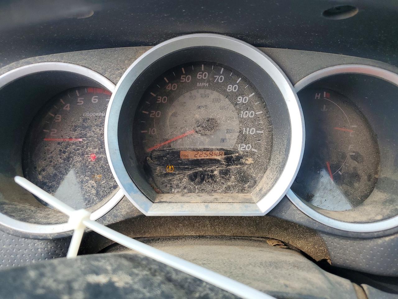 2008 Toyota Tacoma Silver vin: 5TENX22N48Z514547