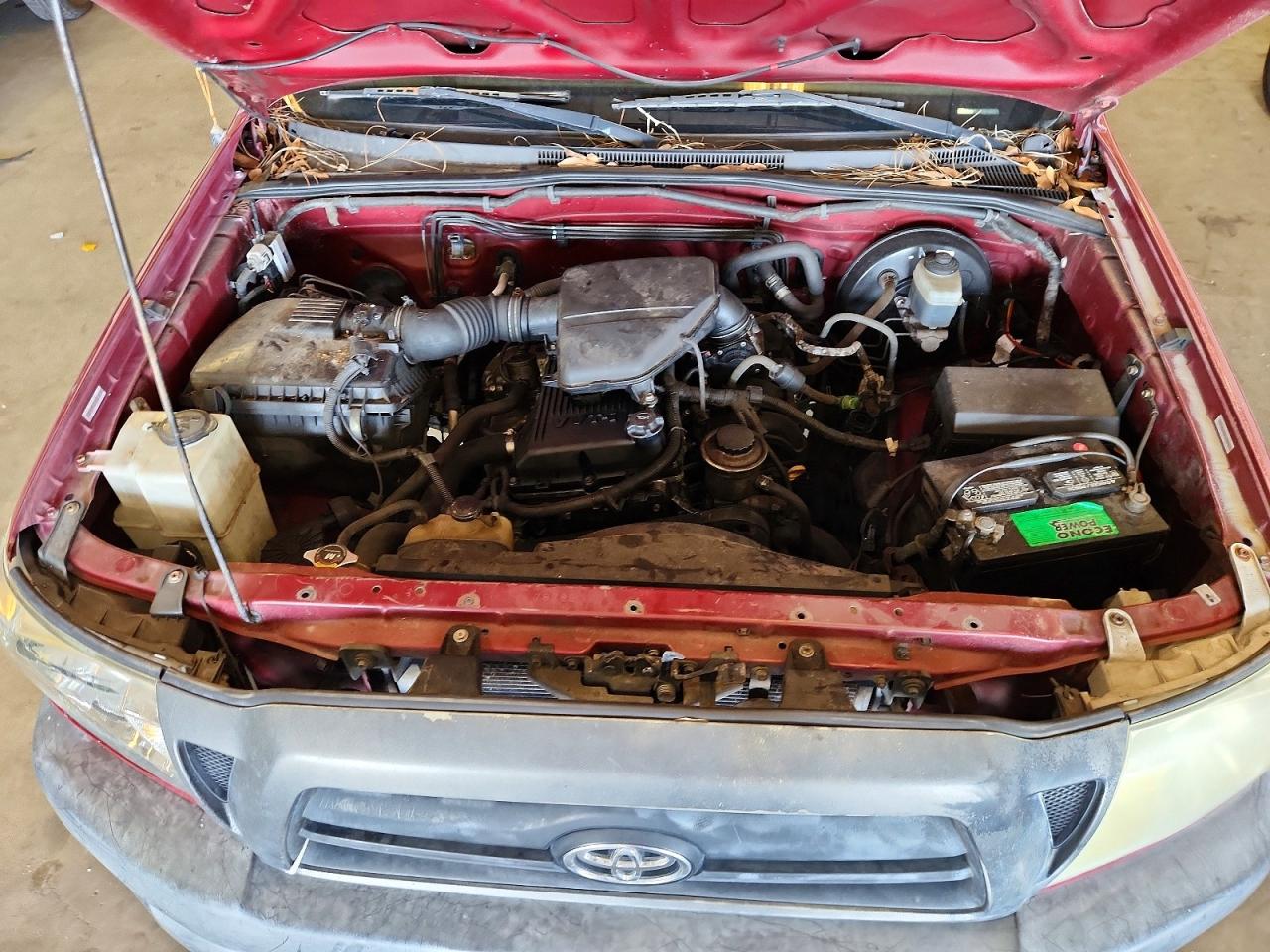2005 Toyota Tacoma Base Красный vin: 5TENX22N55Z079646