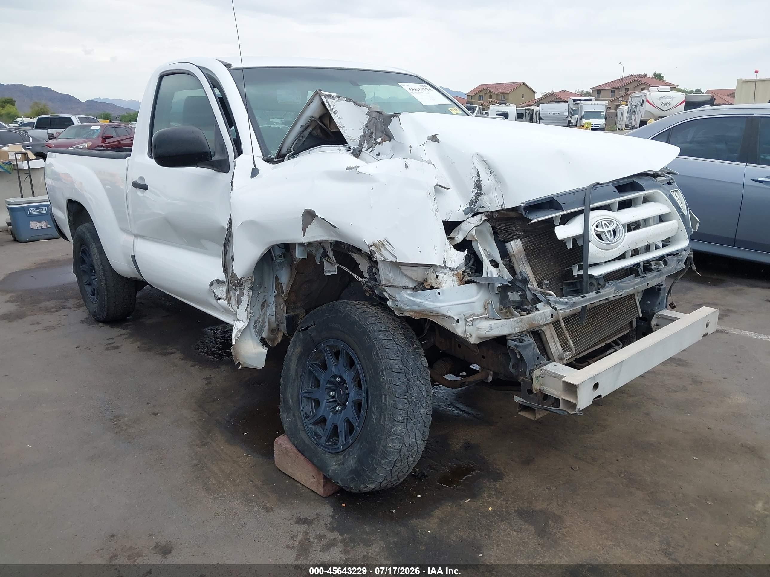 2006 Toyota Tacoma   Белый vin: 5TENX22N66Z226543