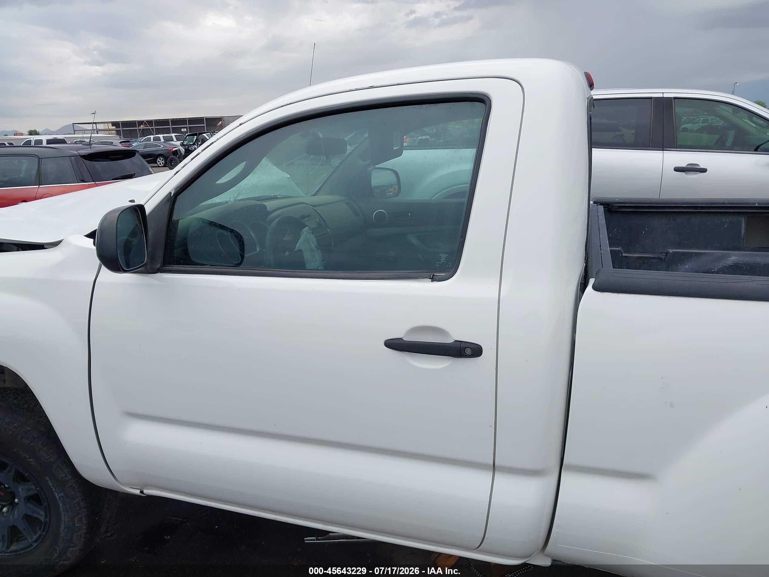 2006 Toyota Tacoma   Белый vin: 5TENX22N66Z226543