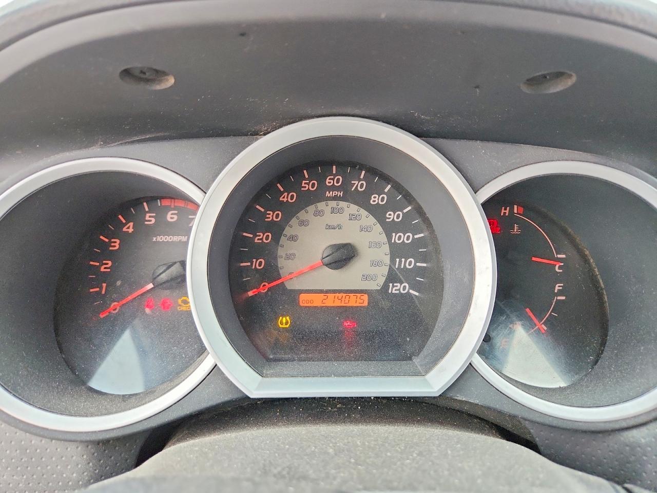 2007 Toyota Tacoma Base Silver vin: 5TENX22N67Z392658