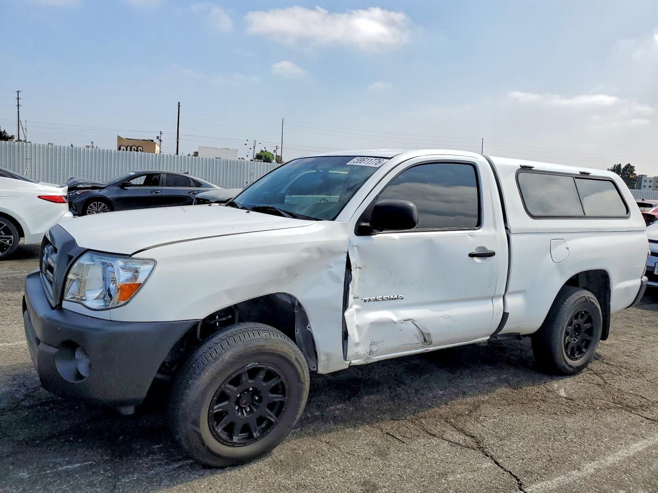 2009 Toyota Tacoma Base White vin: 5TENX22N69Z637526