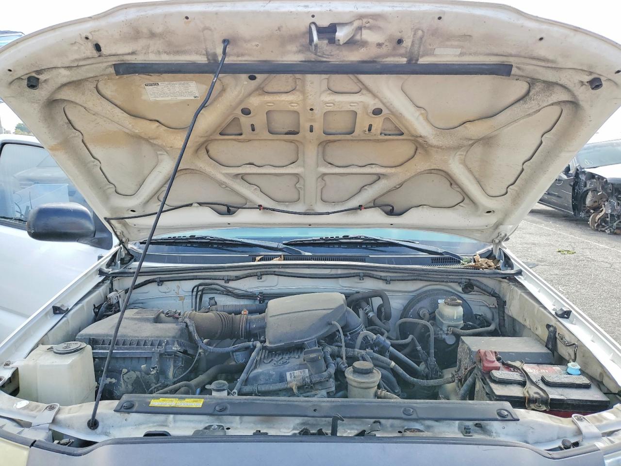 2009 Toyota Tacoma Base White vin: 5TENX22N69Z637526
