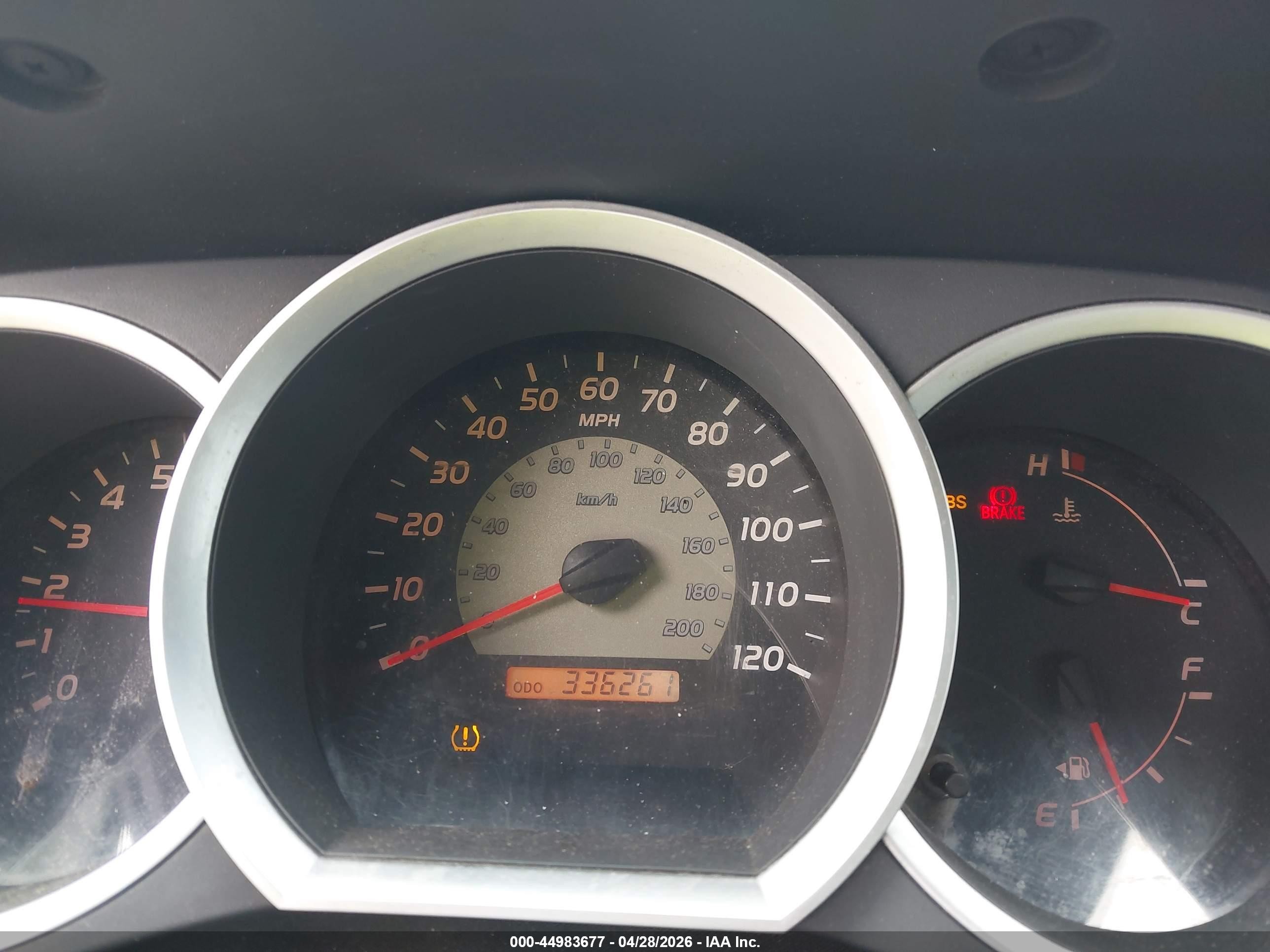 2006 Toyota Tacoma White vin: 5TENX22N76Z175618
