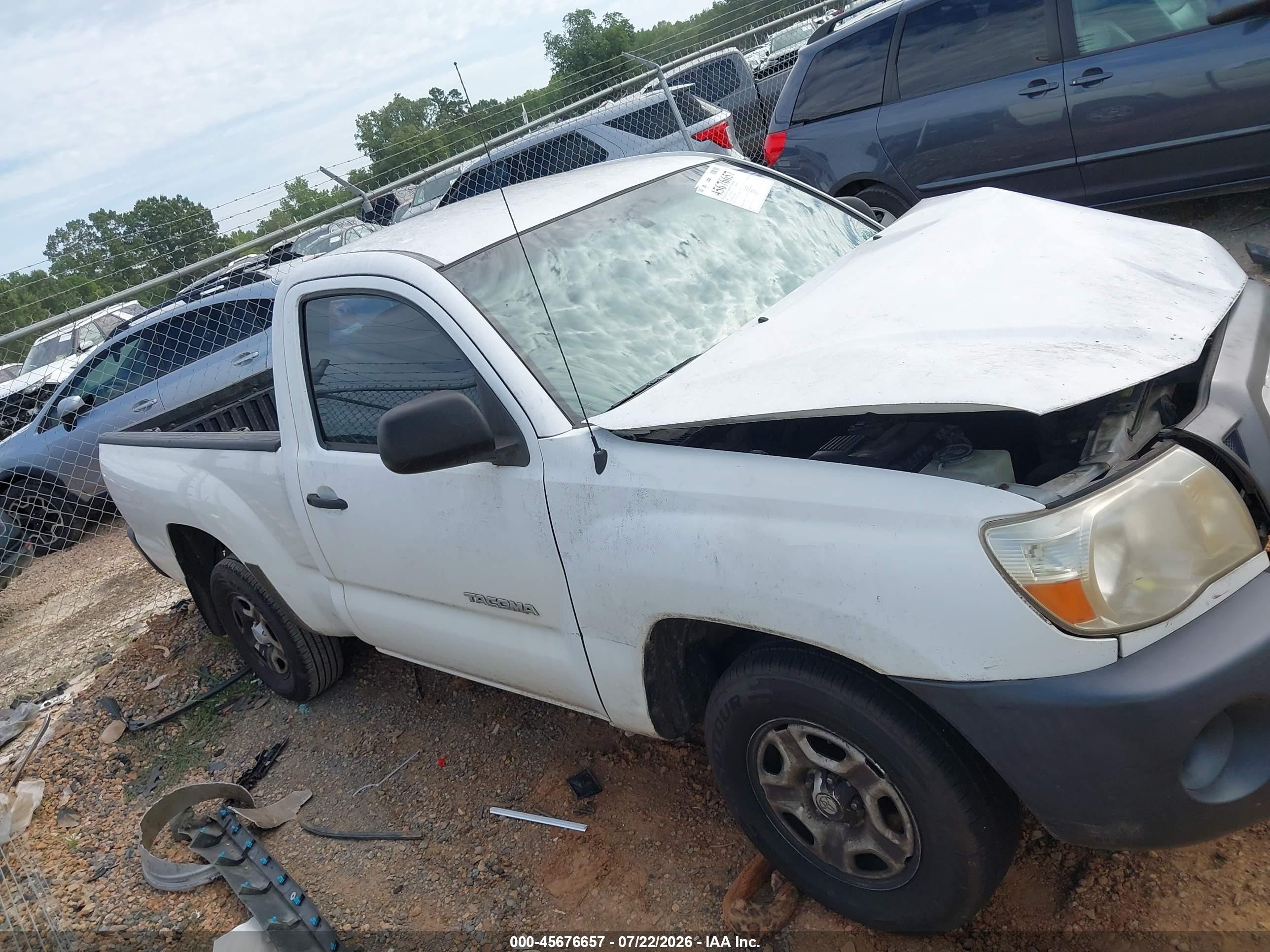 2009 Toyota Tacoma   White vin: 5TENX22N79Z646901