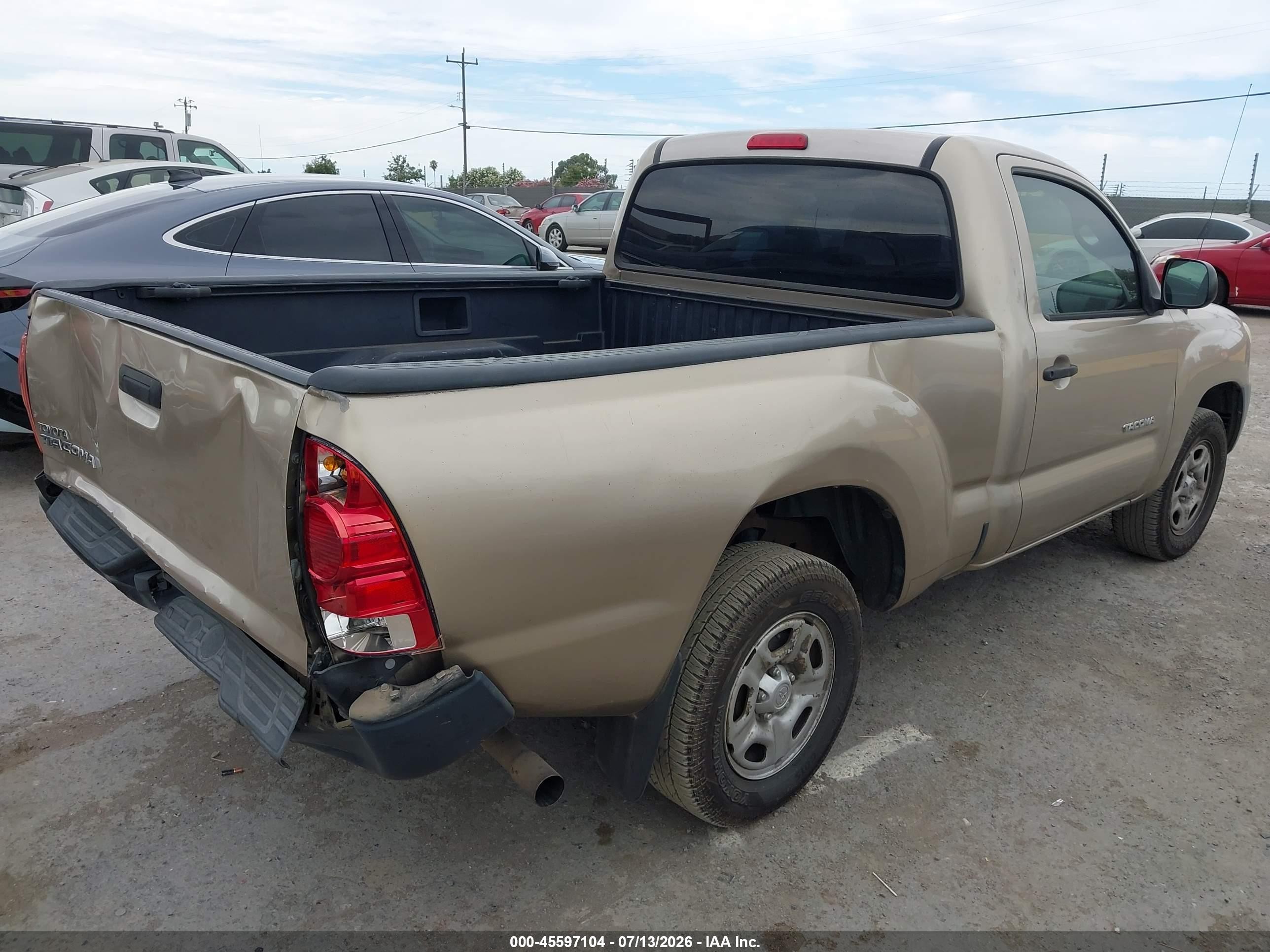 2008 Toyota Tacoma   Gold vin: 5TENX22N88Z490124