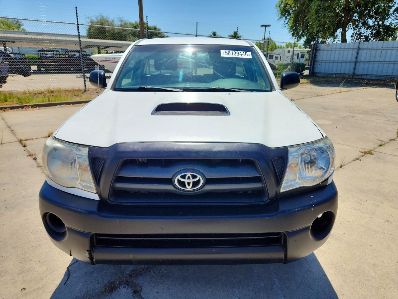 2006 Toyota Tacoma Base White vin: 5TENX22N96Z186524