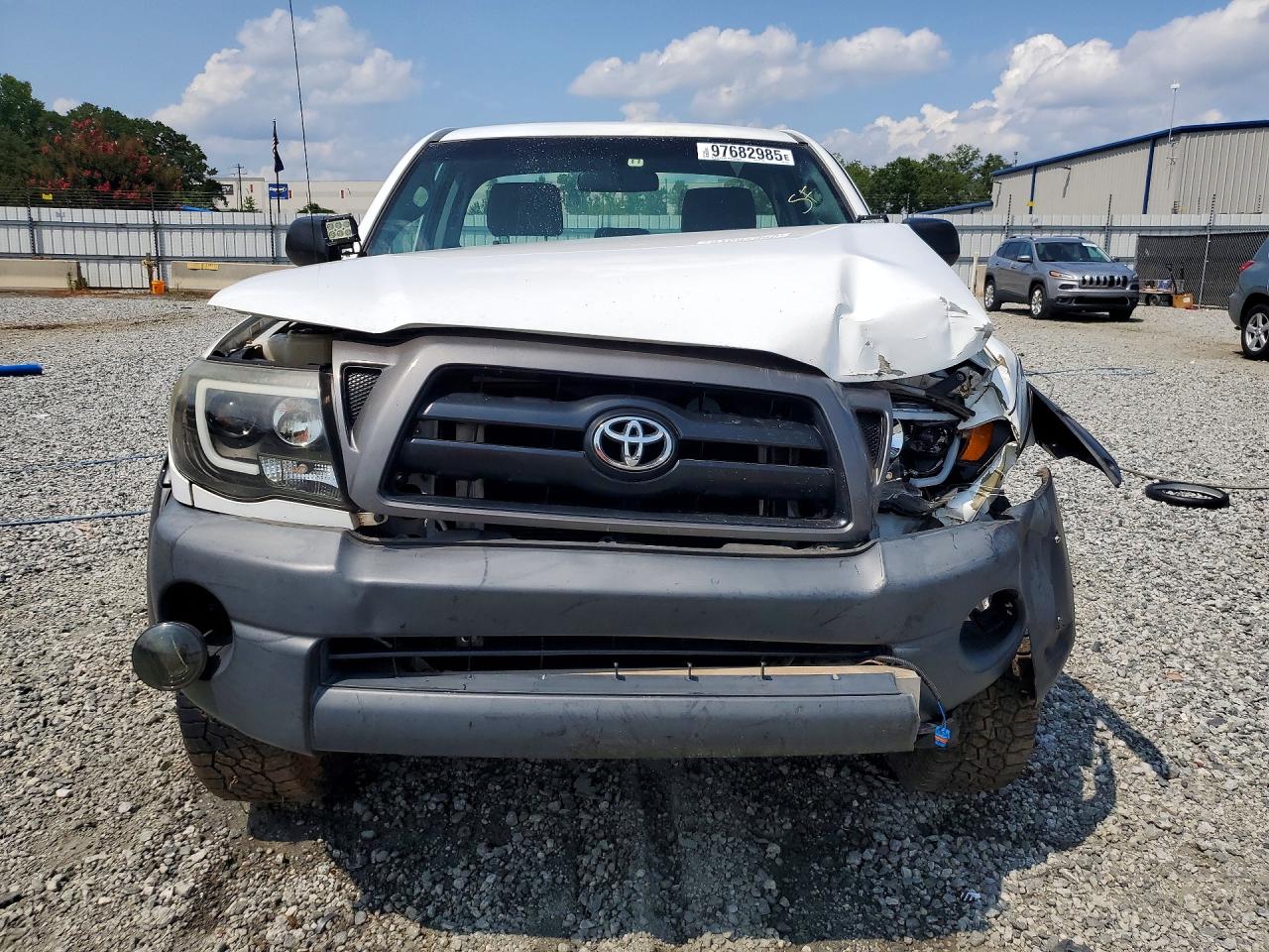 2006 Toyota Tacoma Base White vin: 5TENX22N96Z277471