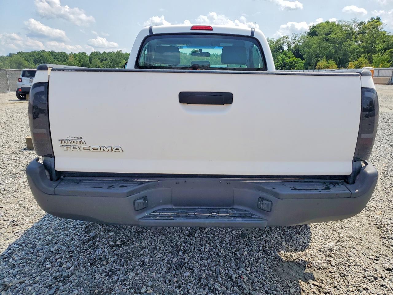 2006 Toyota Tacoma Base White vin: 5TENX22N96Z277471