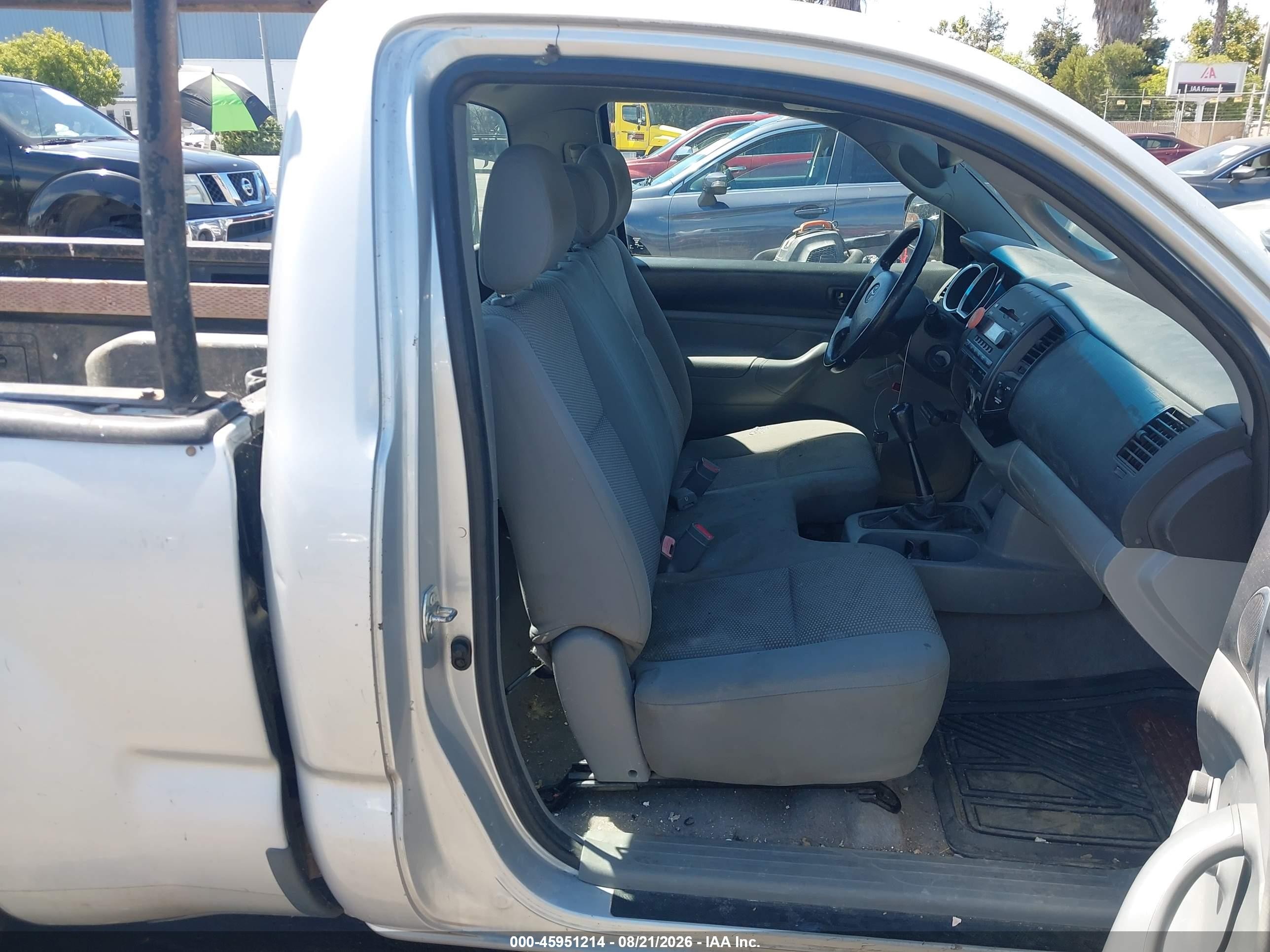 2006 Toyota Tacoma   Gray vin: 5TENX22N96Z315538