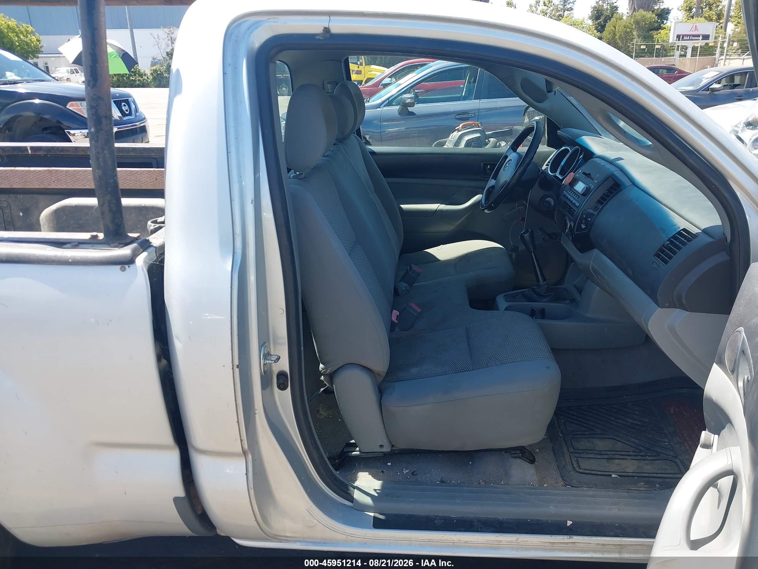 2006 Toyota Tacoma   Gray vin: 5TENX22N96Z315538