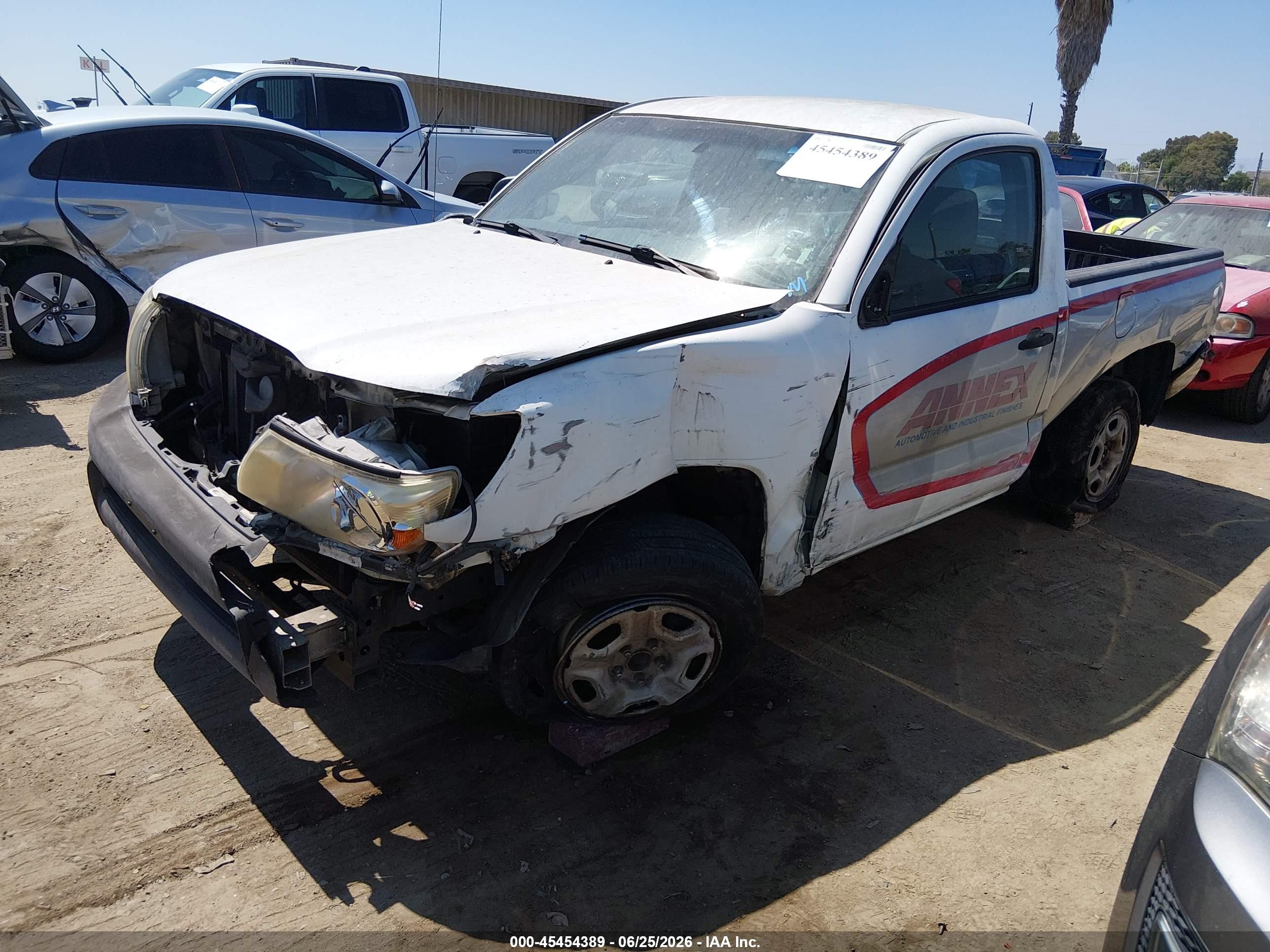2007 Toyota Tacoma   White vin: 5TENX22NX7Z333418