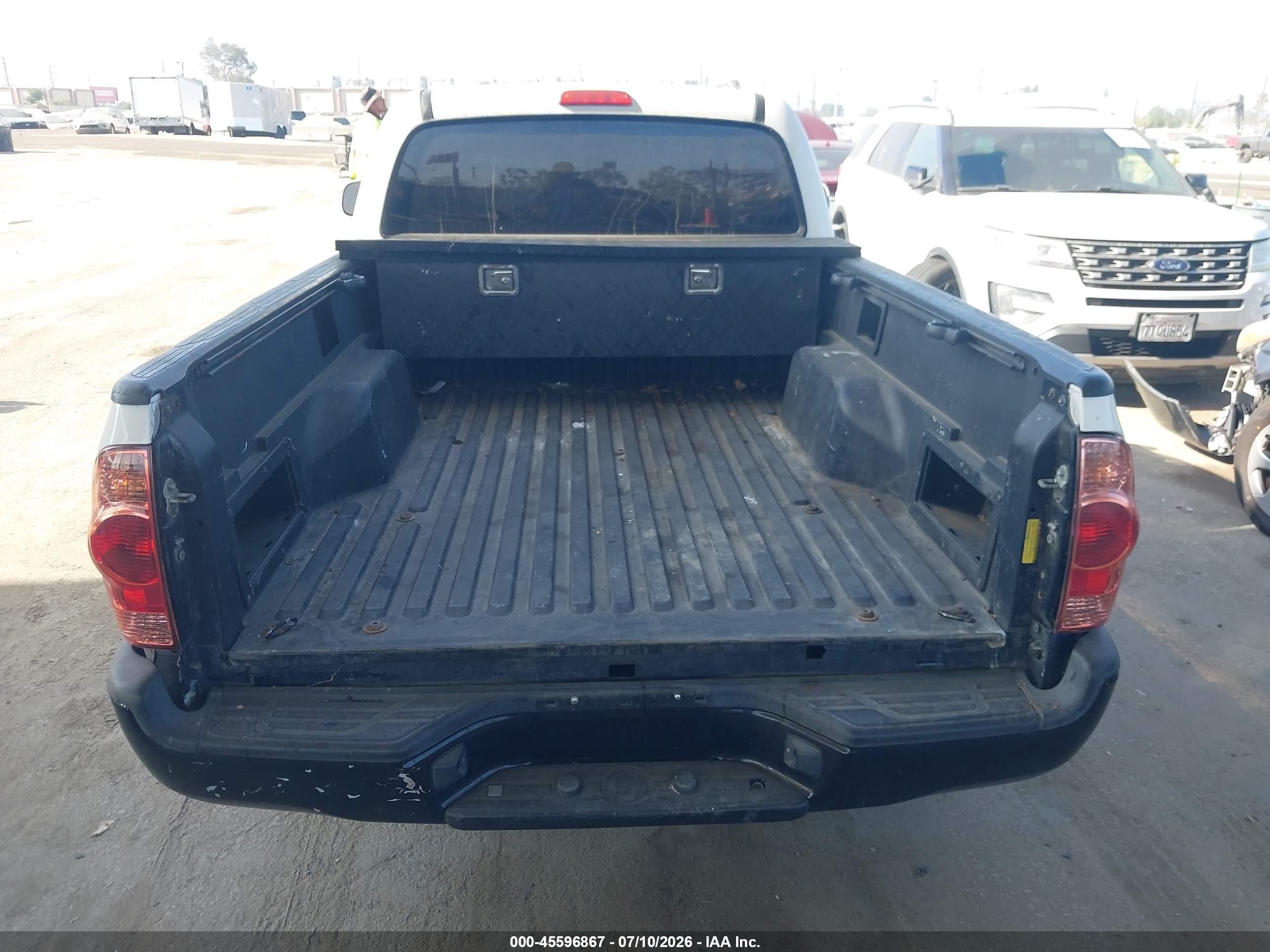 2007 Toyota Tacoma   White vin: 5TENX22NX7Z363146