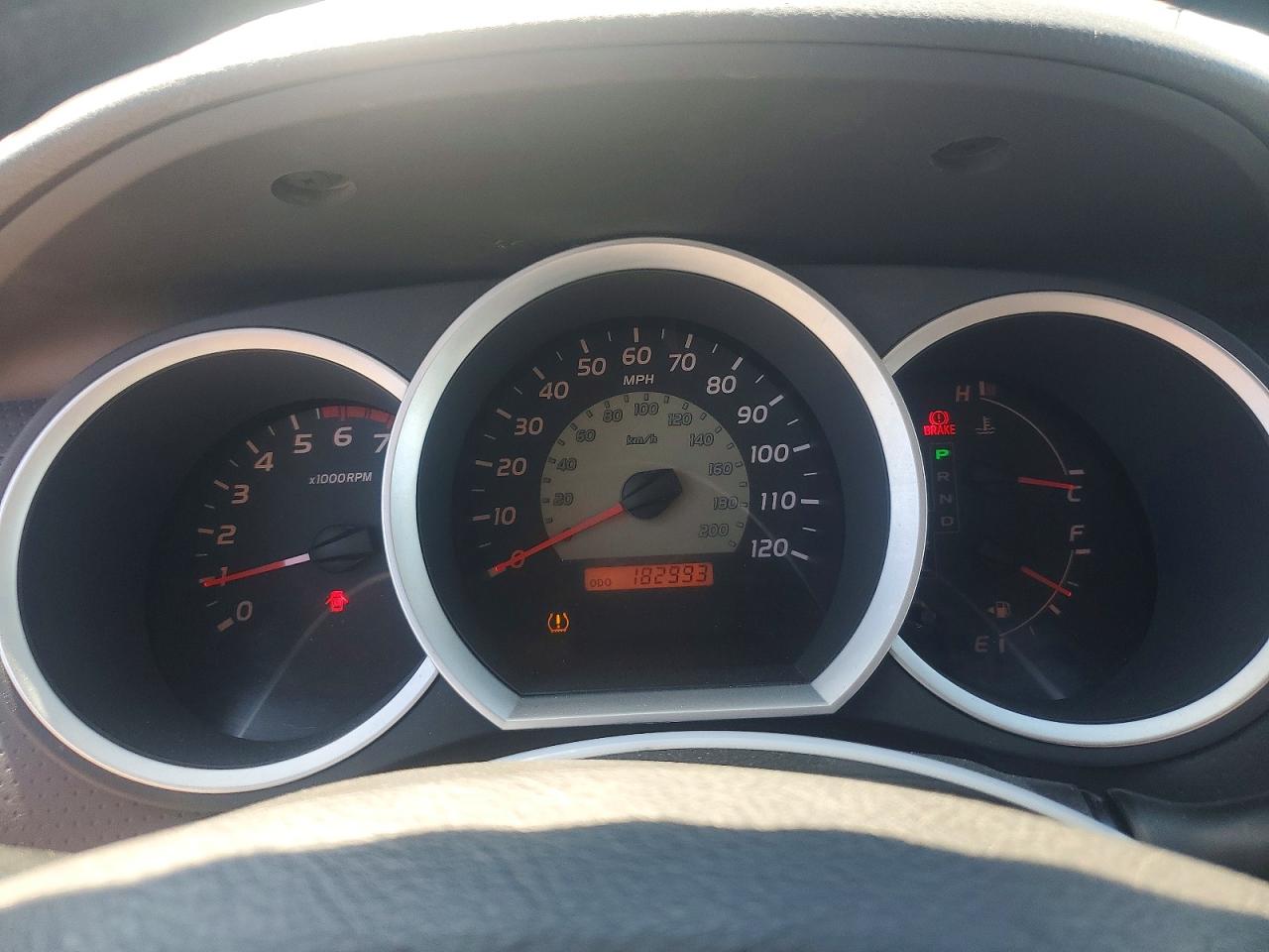 2008 Toyota Tacoma Base Silver vin: 5TENX22NX8Z522216