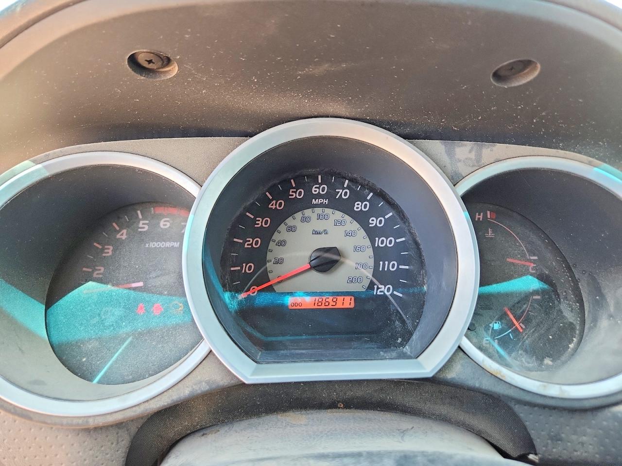 2008 Toyota Tacoma Base White vin: 5TENX22NX8Z550176