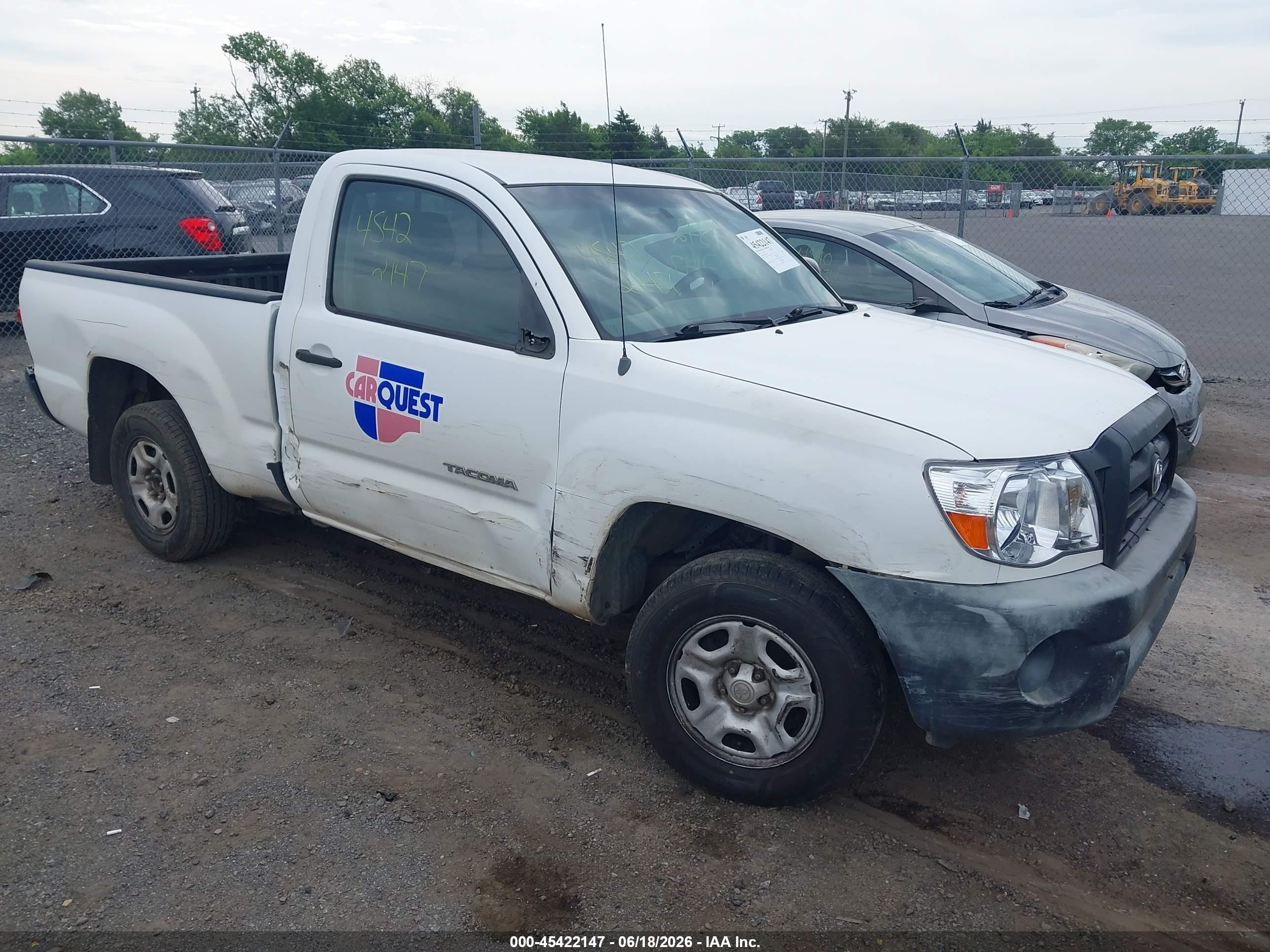 2008 Toyota Tacoma   White vin: 5TENX22NX8Z560786