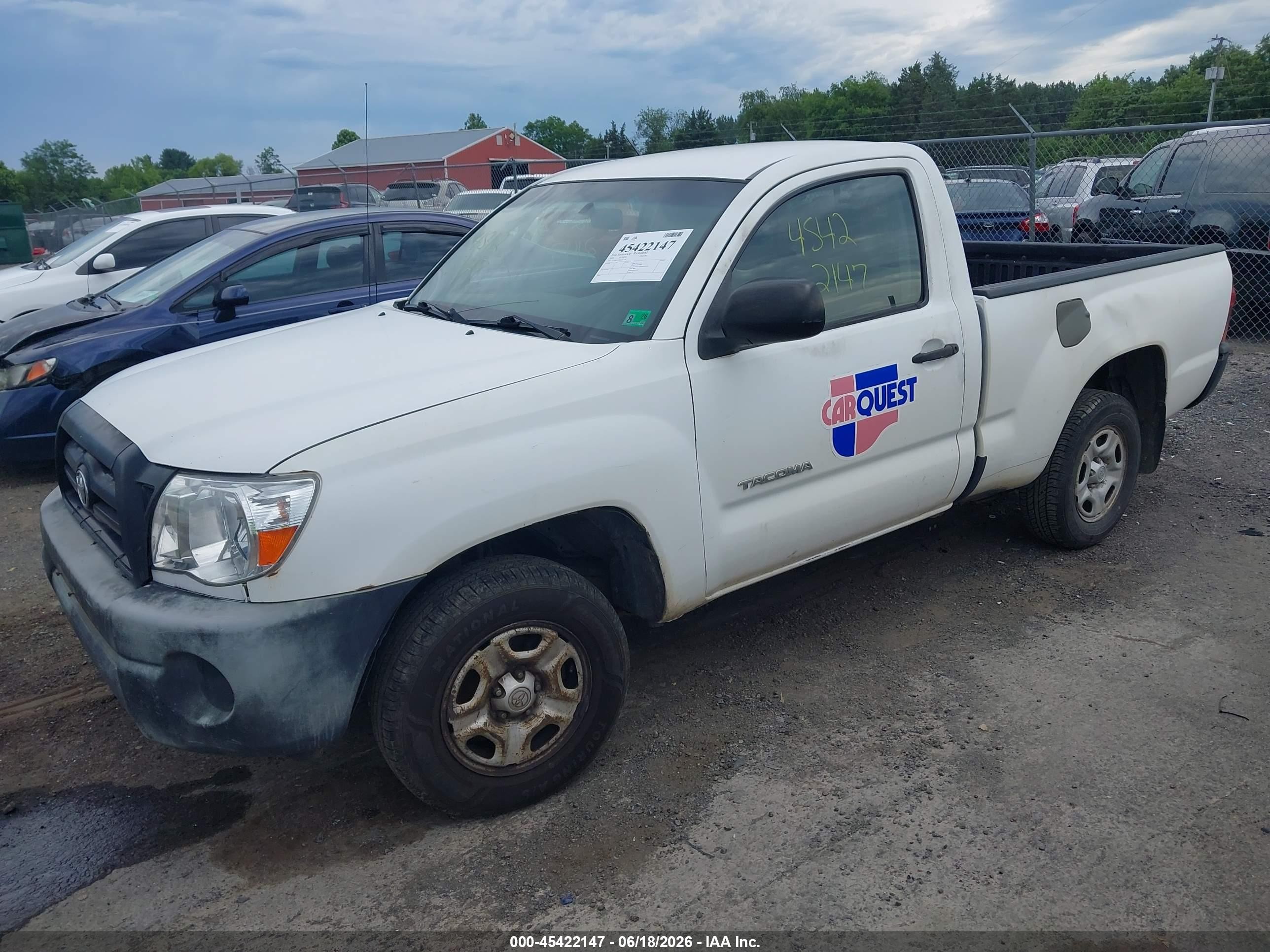 2008 Toyota Tacoma   White vin: 5TENX22NX8Z560786