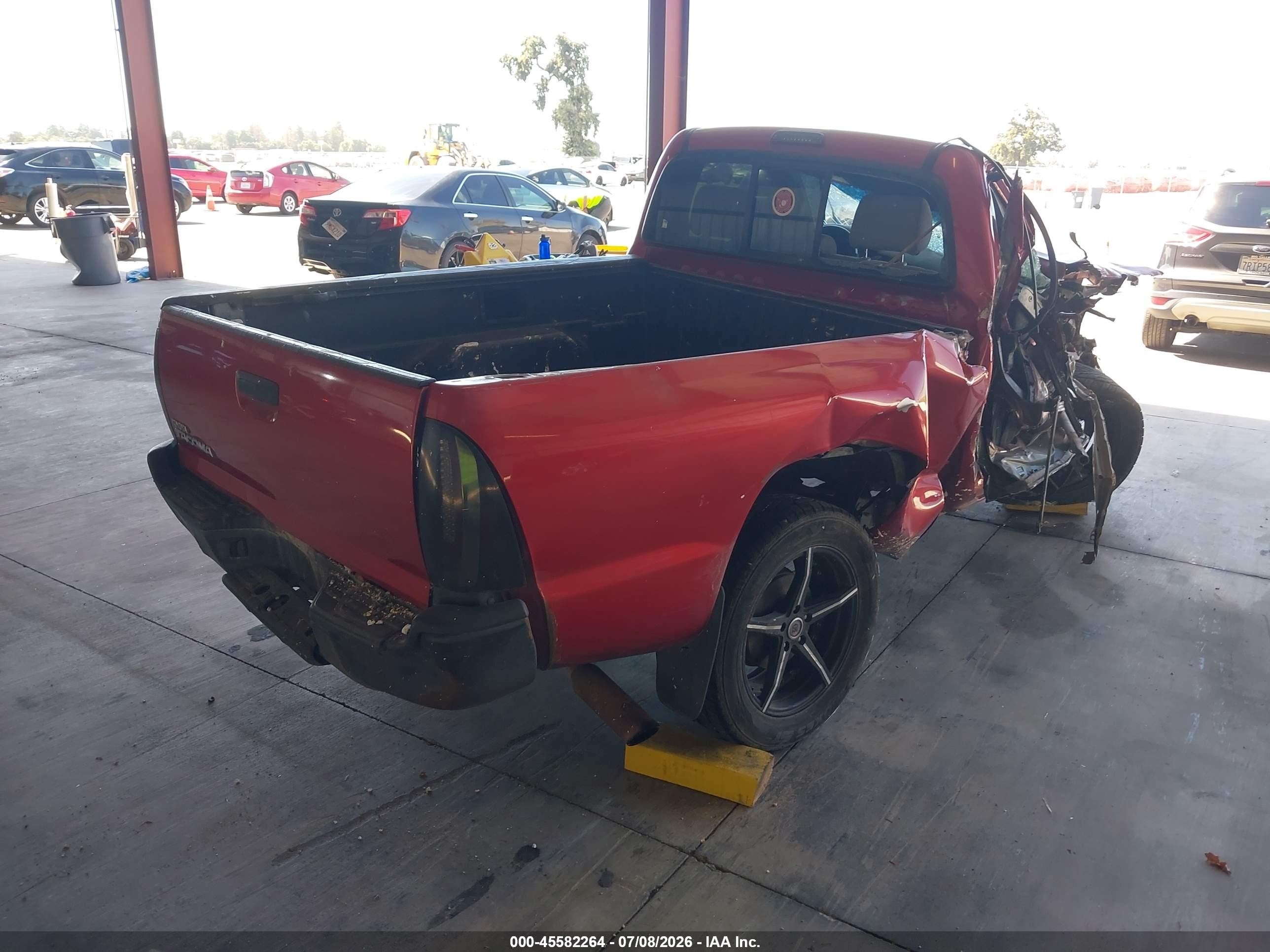 2010 Toyota Tacoma   Red vin: 5TENX4CN2AZ733099