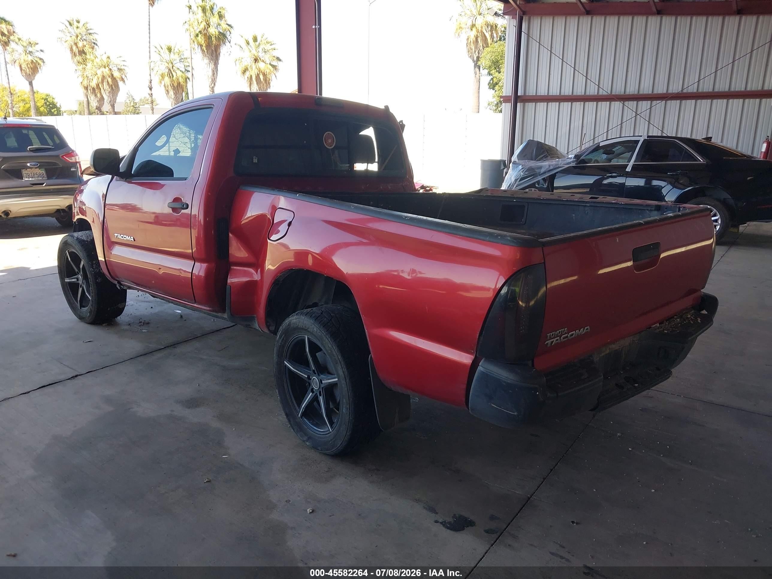 2010 Toyota Tacoma   Red vin: 5TENX4CN2AZ733099