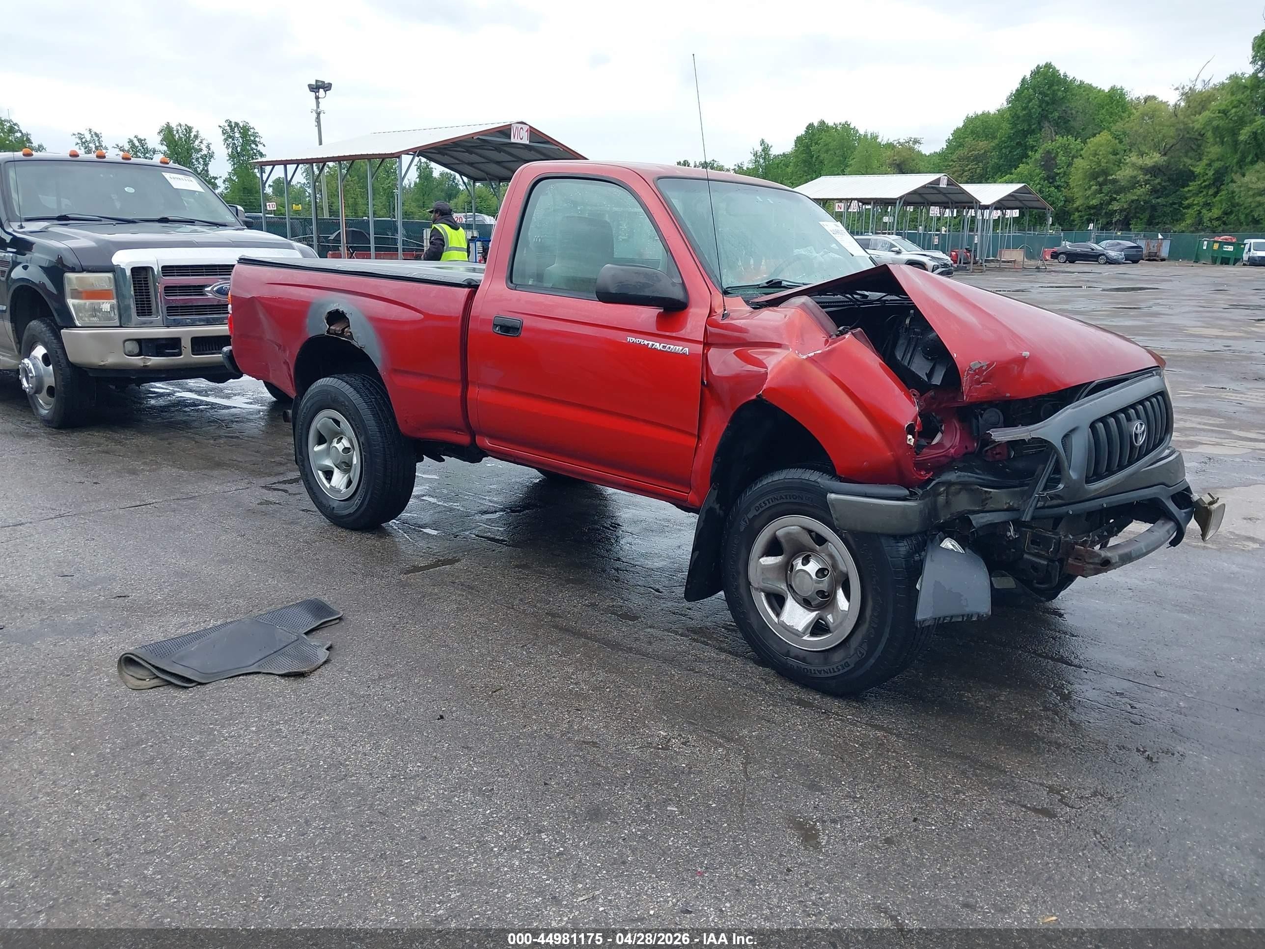 2004 Toyota Tacoma   Red vin: 5TEPM62N04Z428803